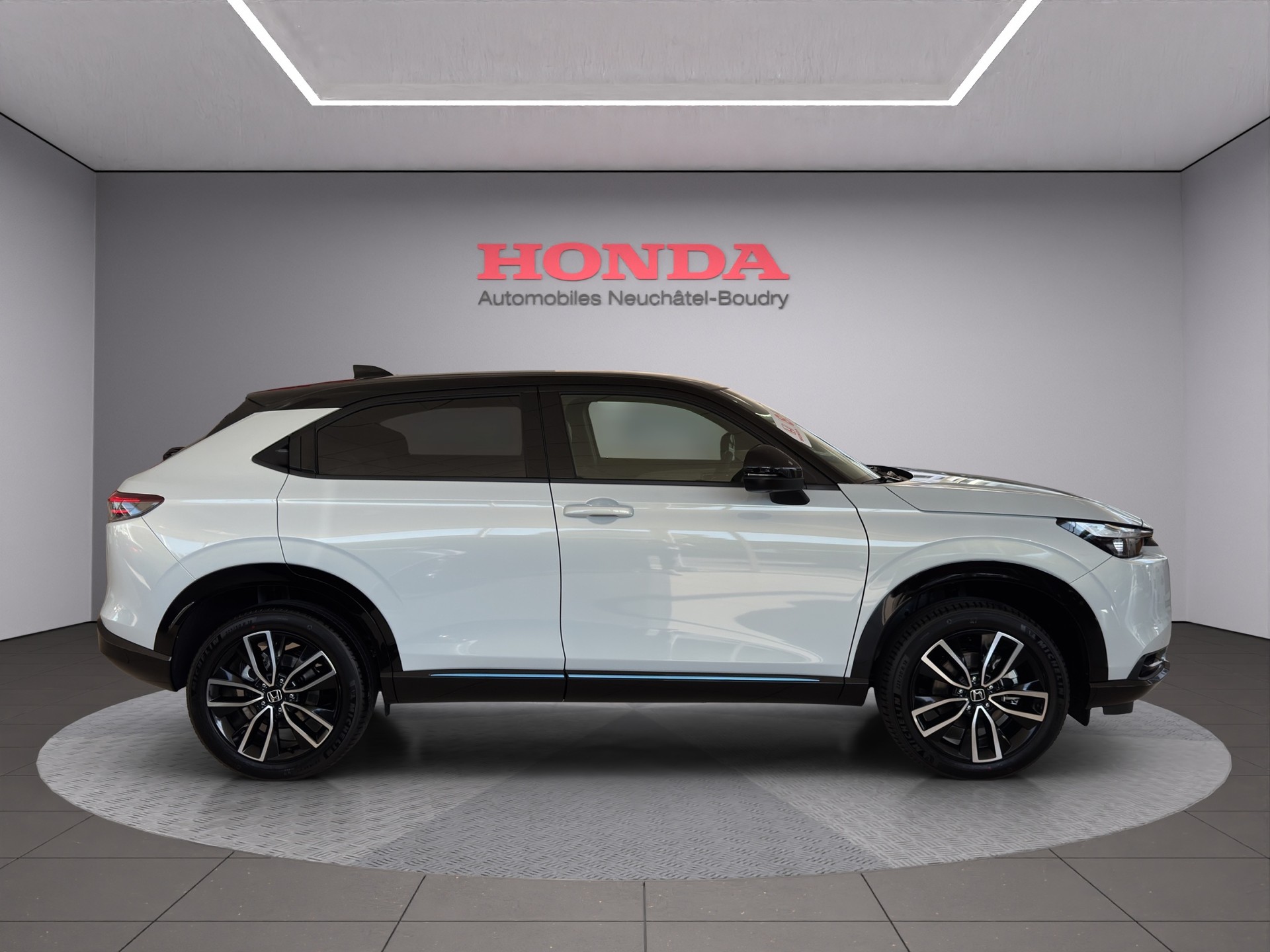 HONDA HR-V 1.5 i-MMD Advance Style Plus-image-0