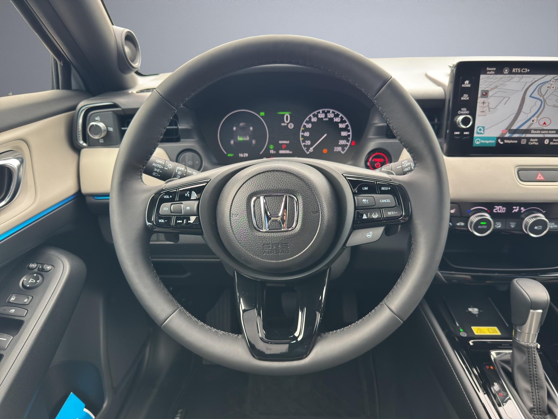 HONDA HR-V 1.5 i-MMD Advance Style Plus-image-9