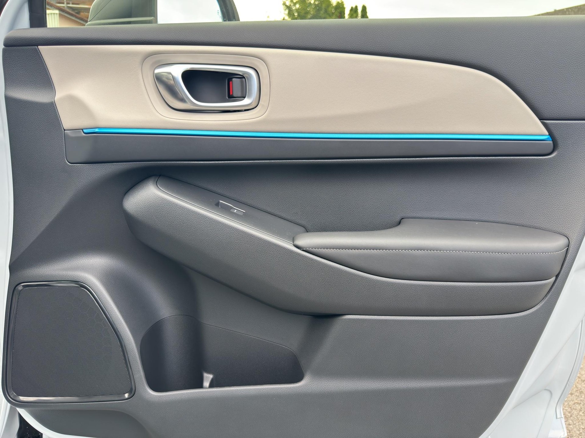 HONDA HR-V 1.5 i-MMD Advance Style Plus-image-27