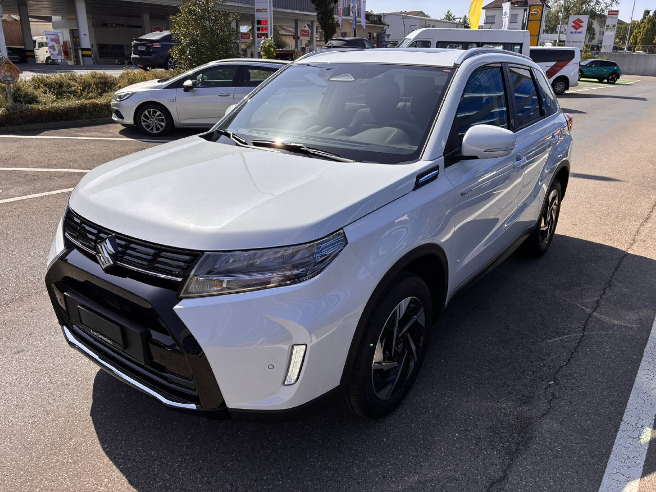 SUZUKI Vitara 1.4 T Piz Sulai Top Hybrid 4x4-image-2