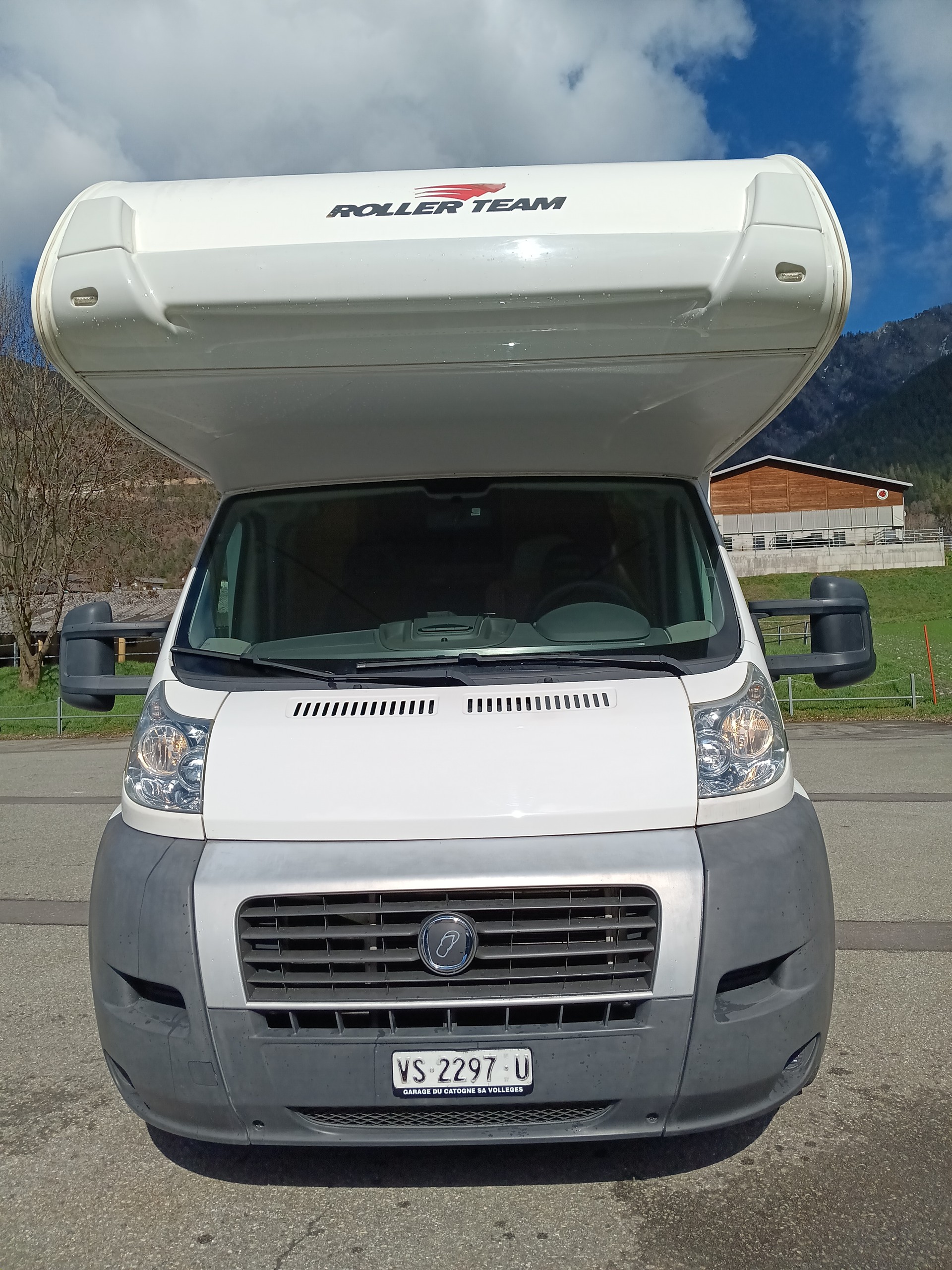 FIAT Trigano Autorol D 650 6 Places-image-3