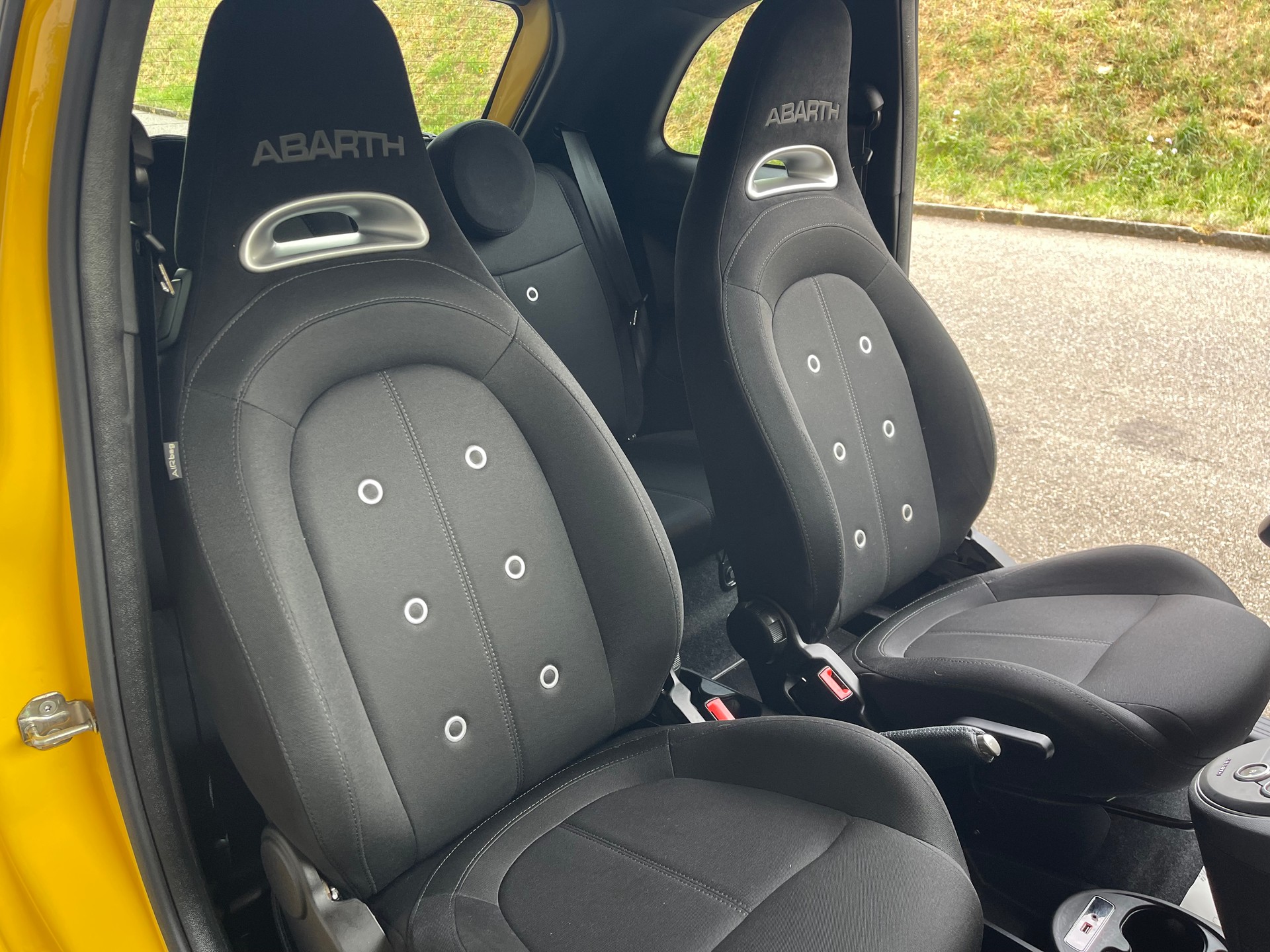 FIAT 595 Abarth 1.4 T-Jet 145-image-14