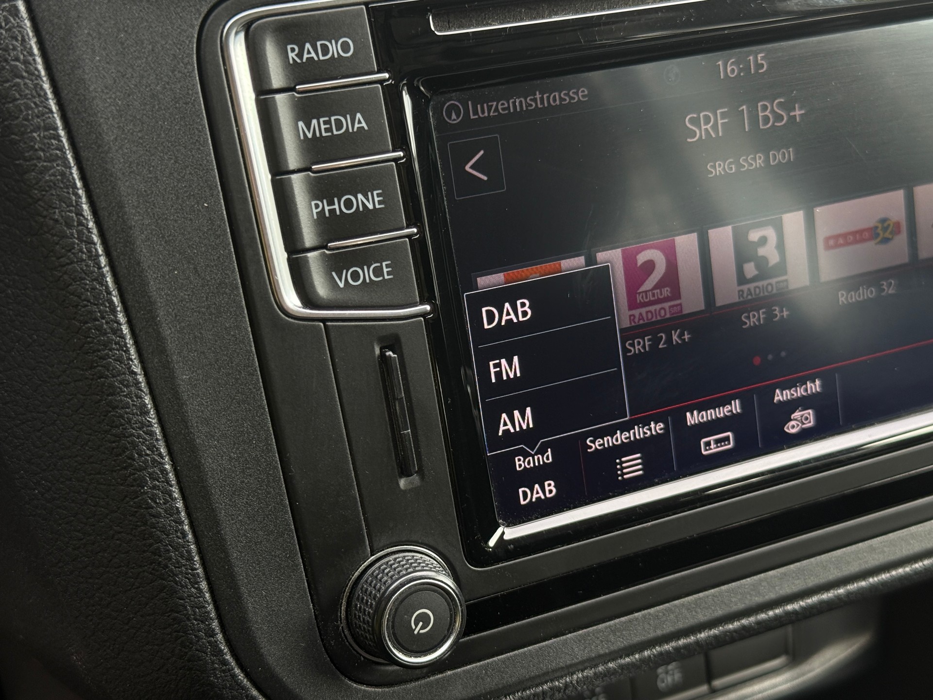 VW Caddy Maxi 2.0TDI 4Motion DSG / Anhängerkupplung-image-26