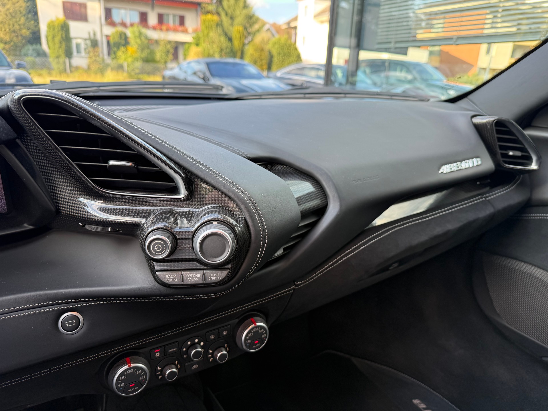 FERRARI 488 GTB 3.9 V8-image-14