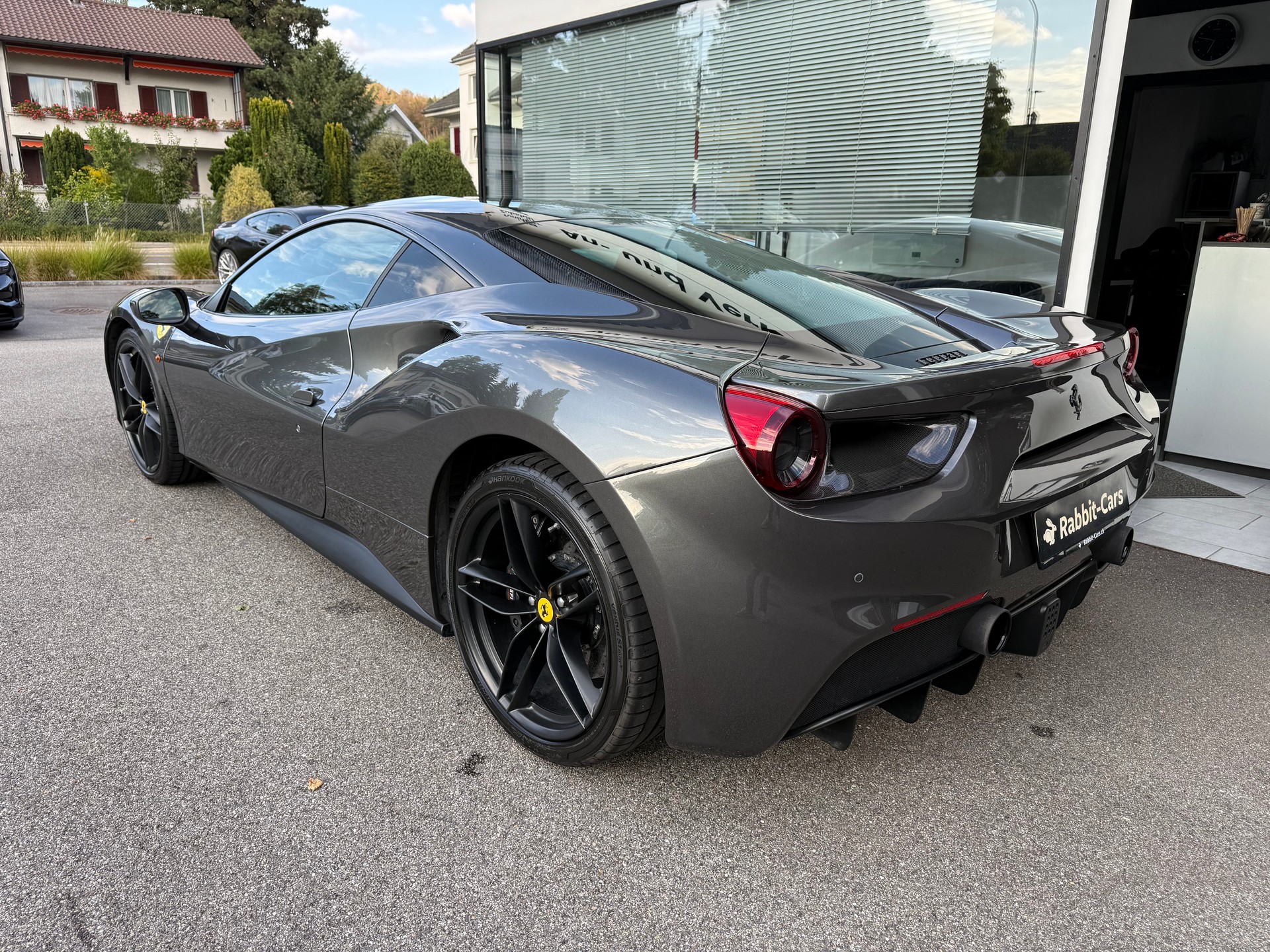 FERRARI 488 GTB 3.9 V8-image-4