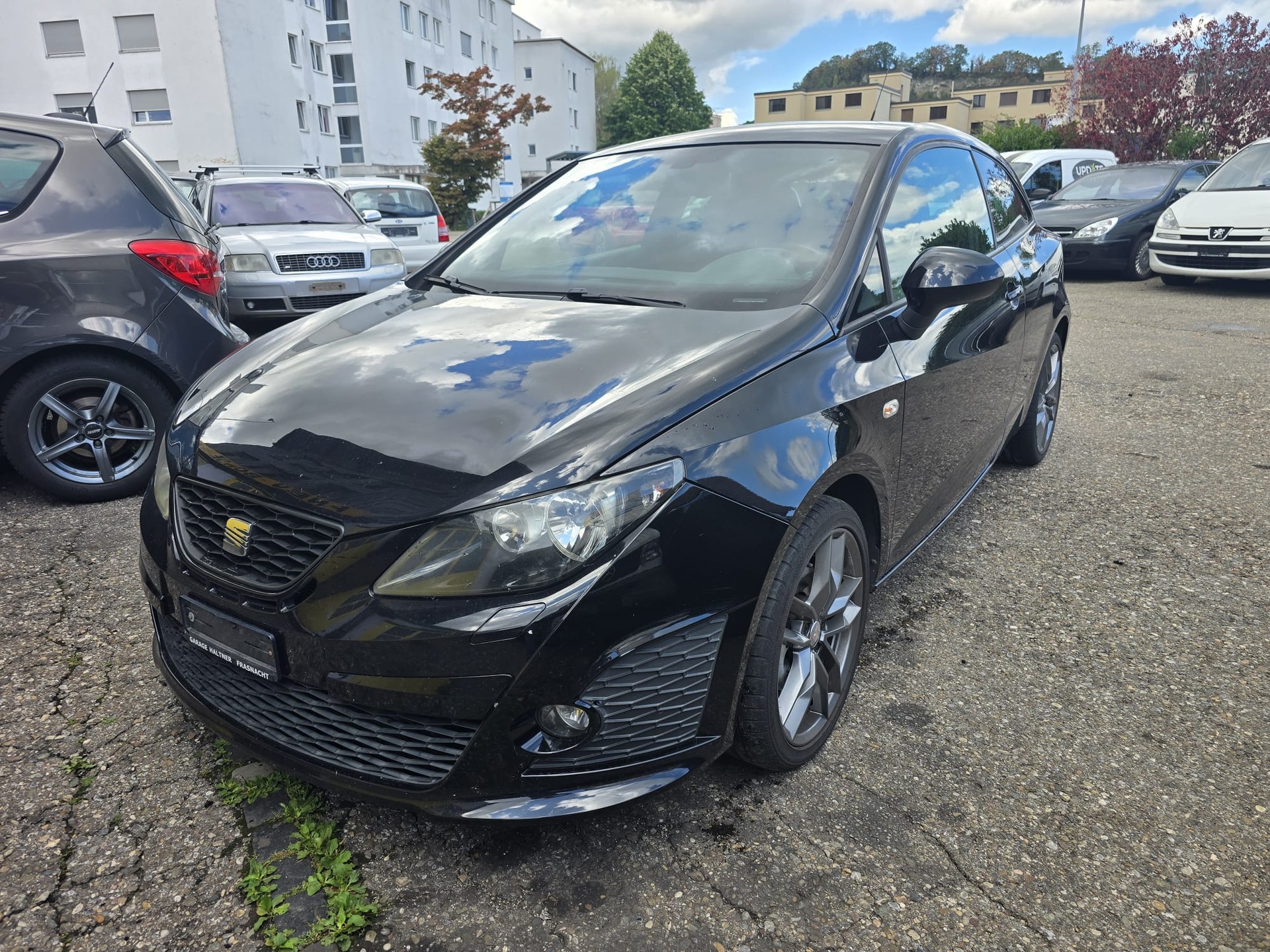 SEAT Ibiza SC 1.4 TSI Cupra DSG-image-1