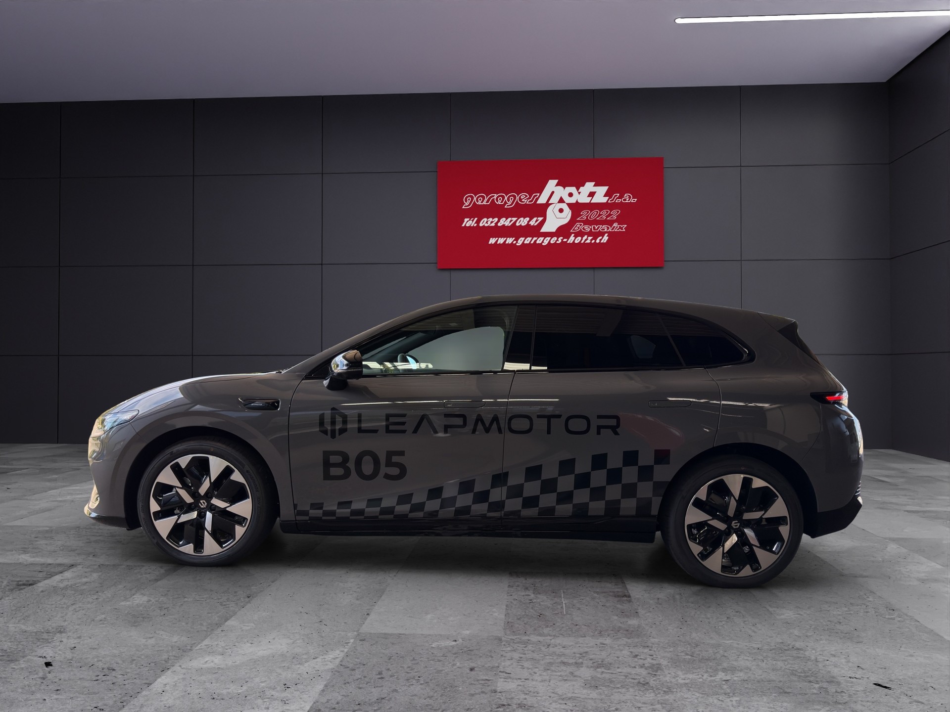 LEAPMOTOR B05 EV-image-1