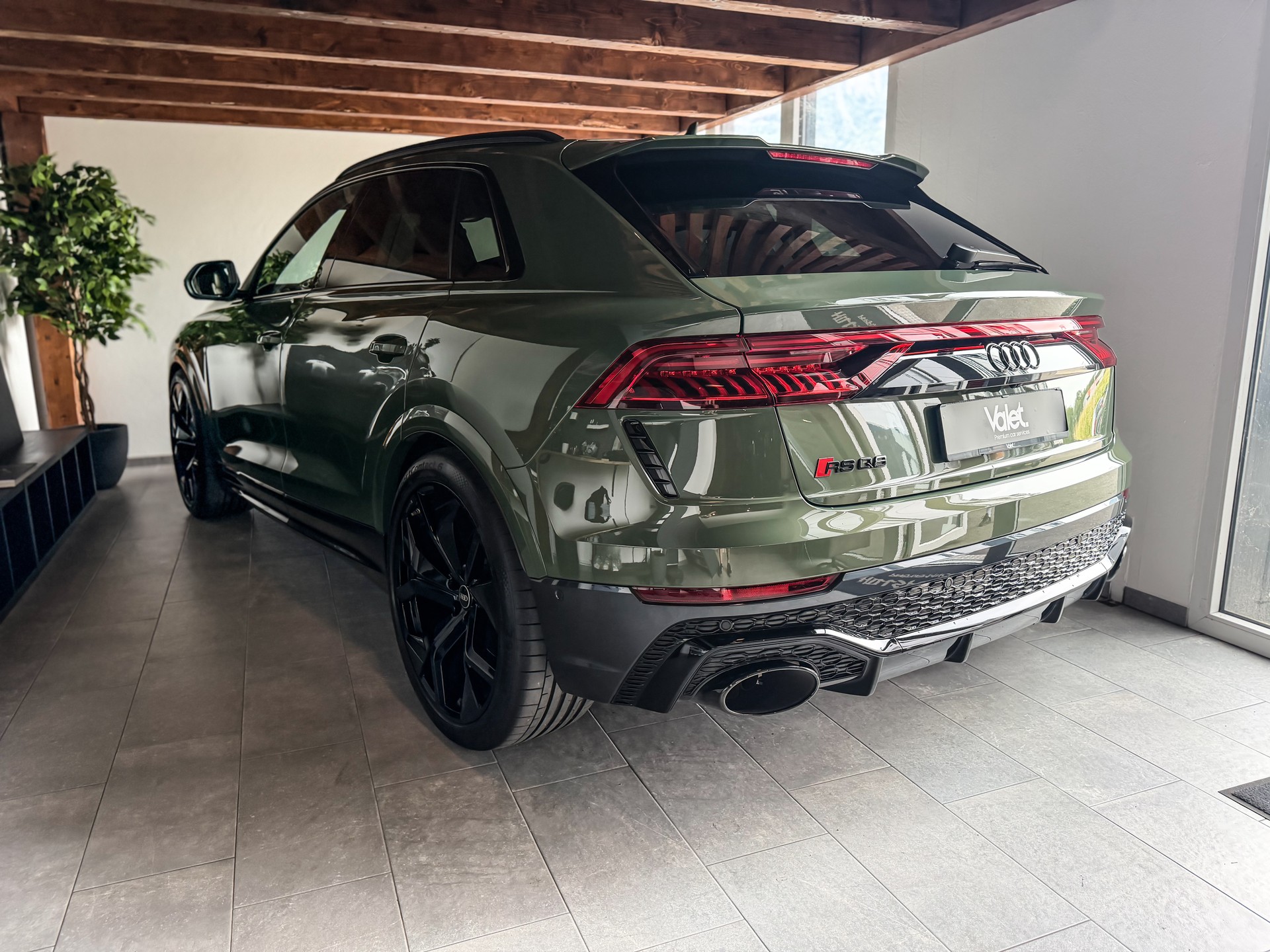 AUDI RSQ8 quattro tiptronic* Audi Exclusive*-image-5
