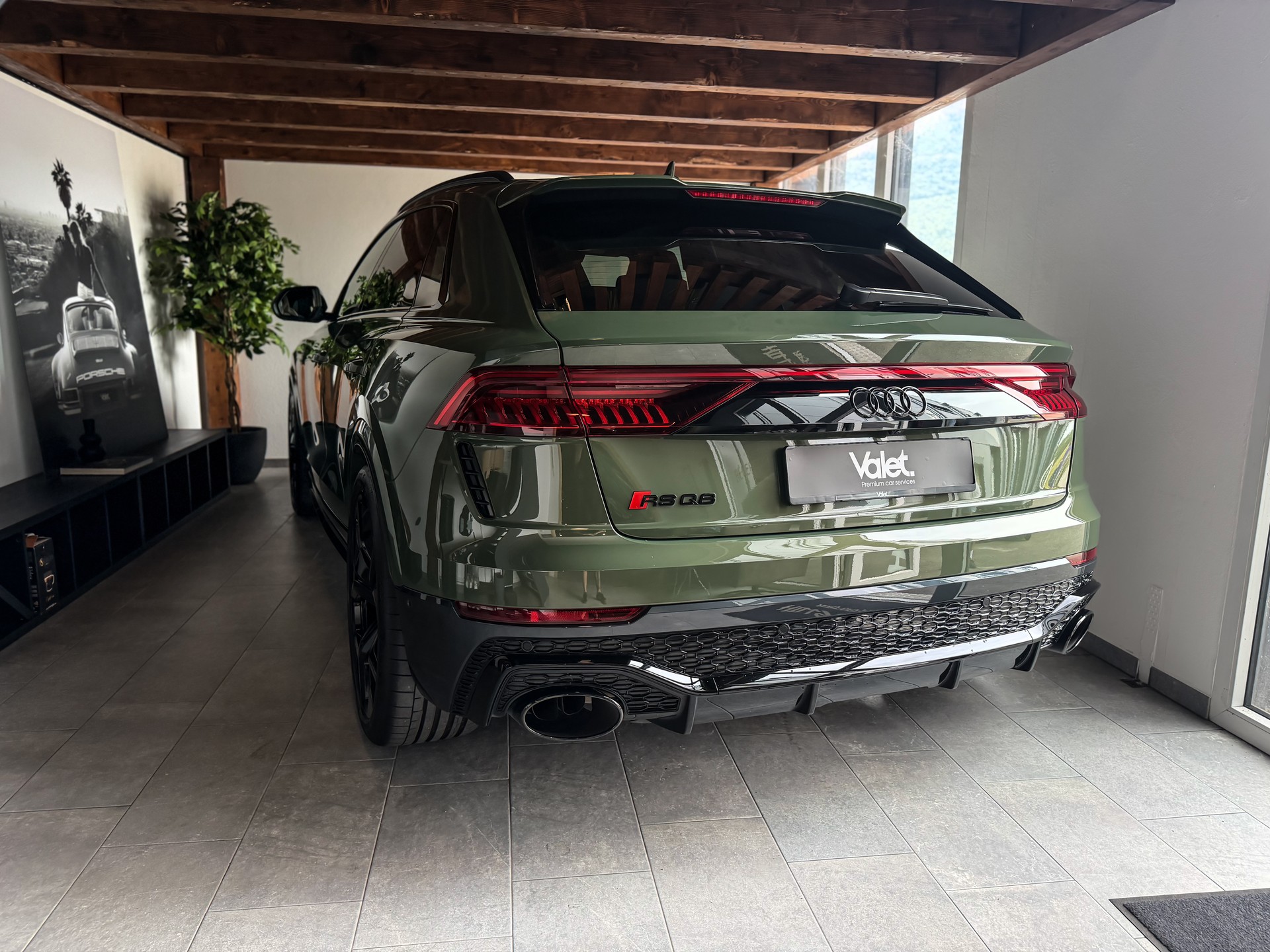 AUDI RSQ8 quattro tiptronic* Audi Exclusive*-image-6