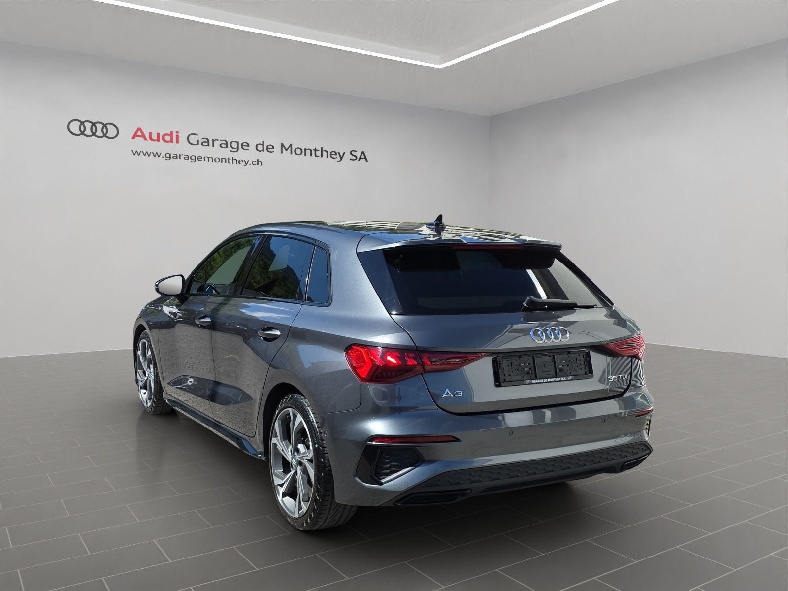 AUDI A3 Sportback 35 TDI S line S-tronic-image-5
