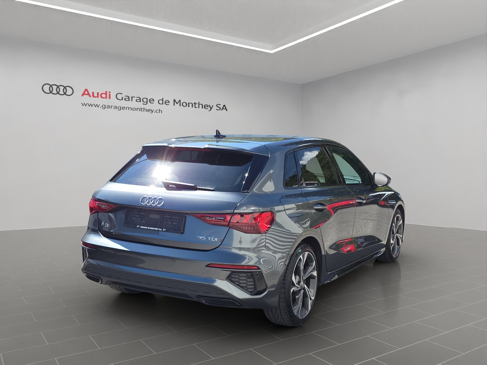 AUDI A3 Sportback 35 TDI S line S-tronic-image-3