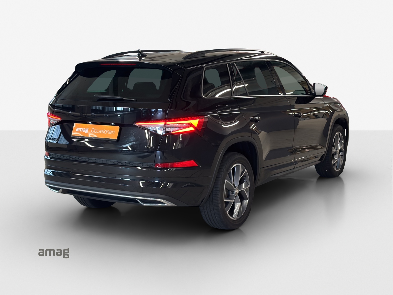 SKODA Kodiaq 2.0 TDI CR SportLine 4x4 DSG-image-4