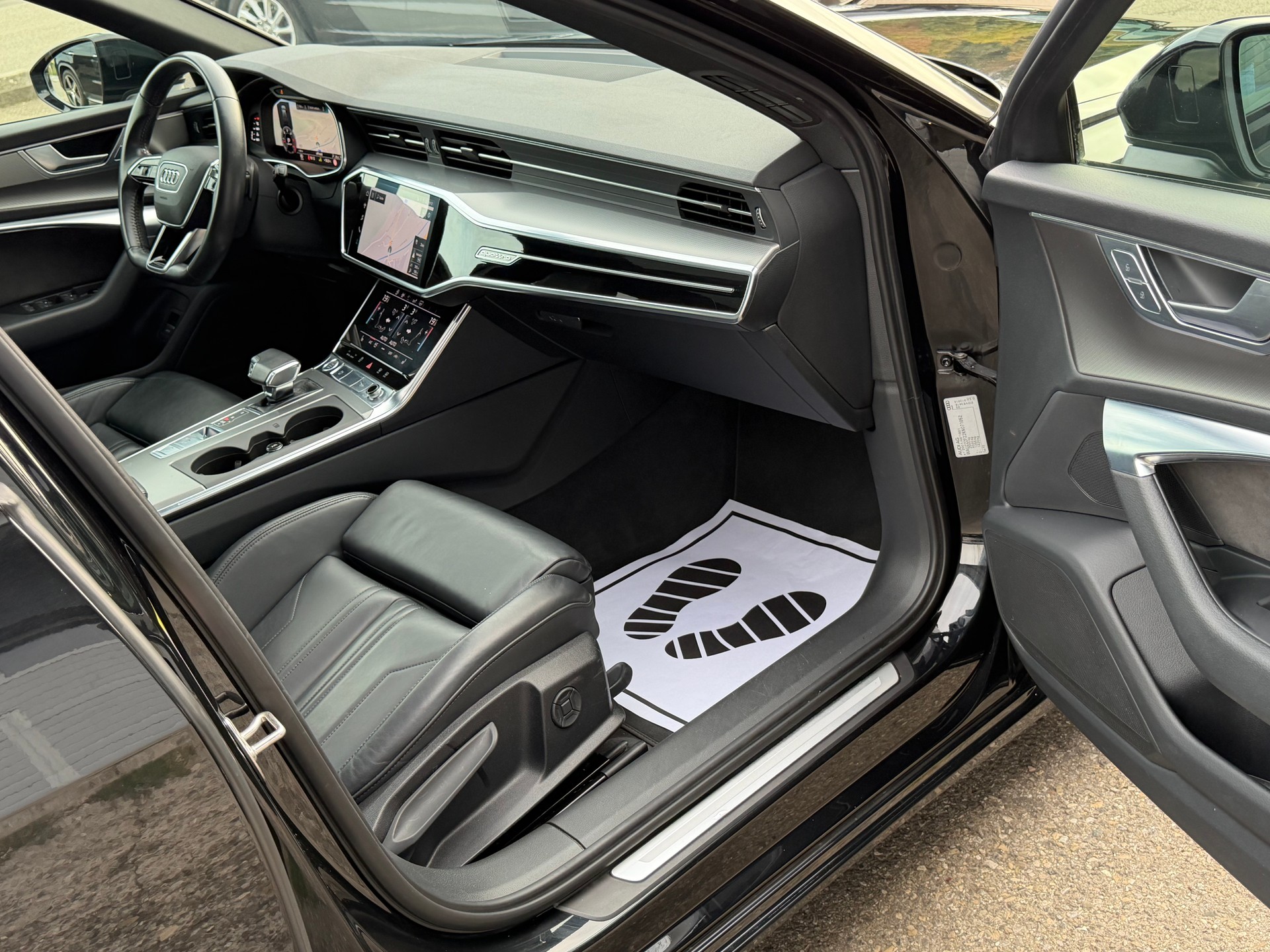 AUDI 45 TDI Sport quattro S-tronic 3.0 TDI 231 PS-image-8