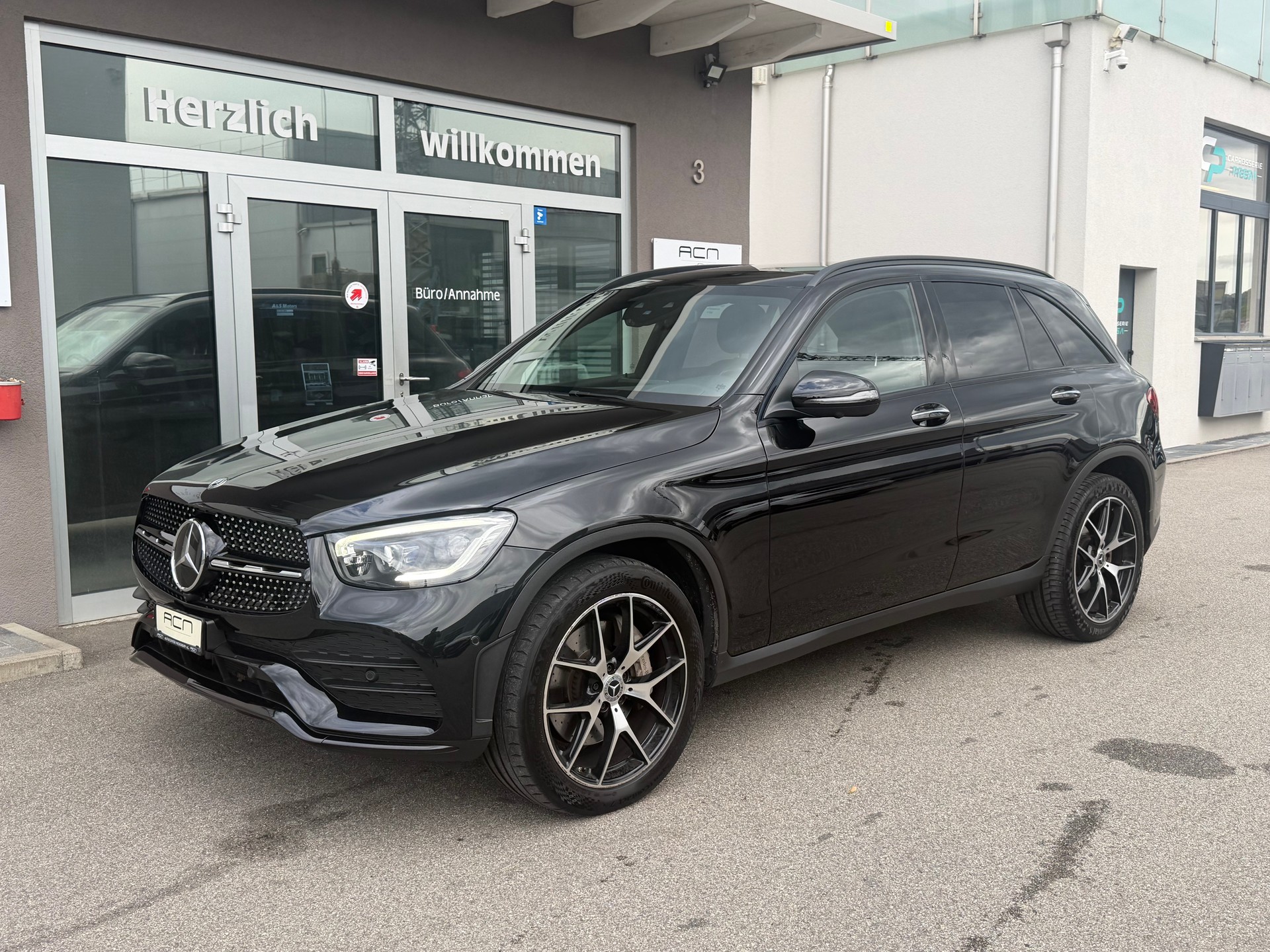 MERCEDES-BENZ GLC 400 d 4Matic AMG Line 9G-Tronic-image-2