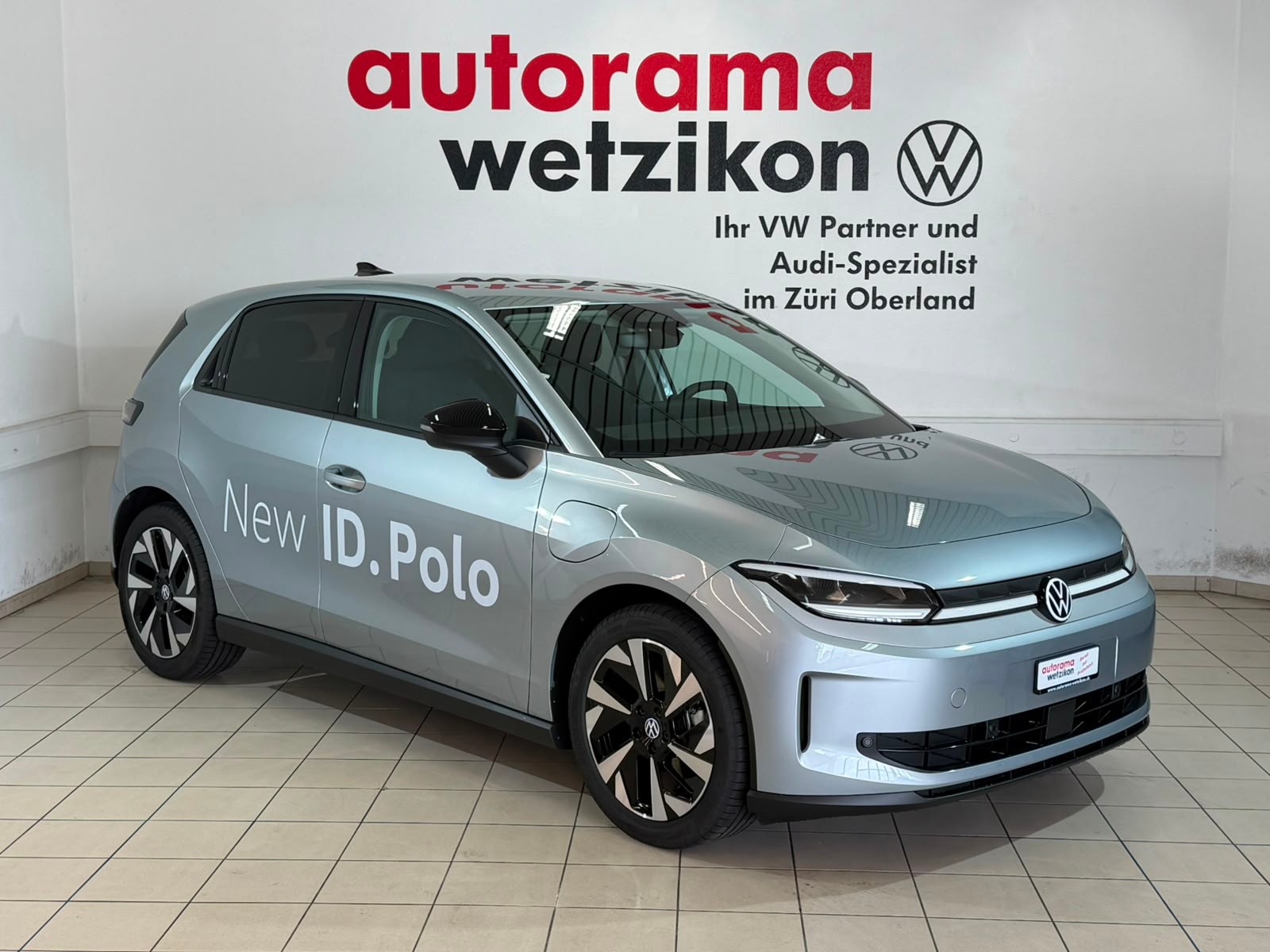 VW ID.Polo 52 kWh Life Edition One-image-0