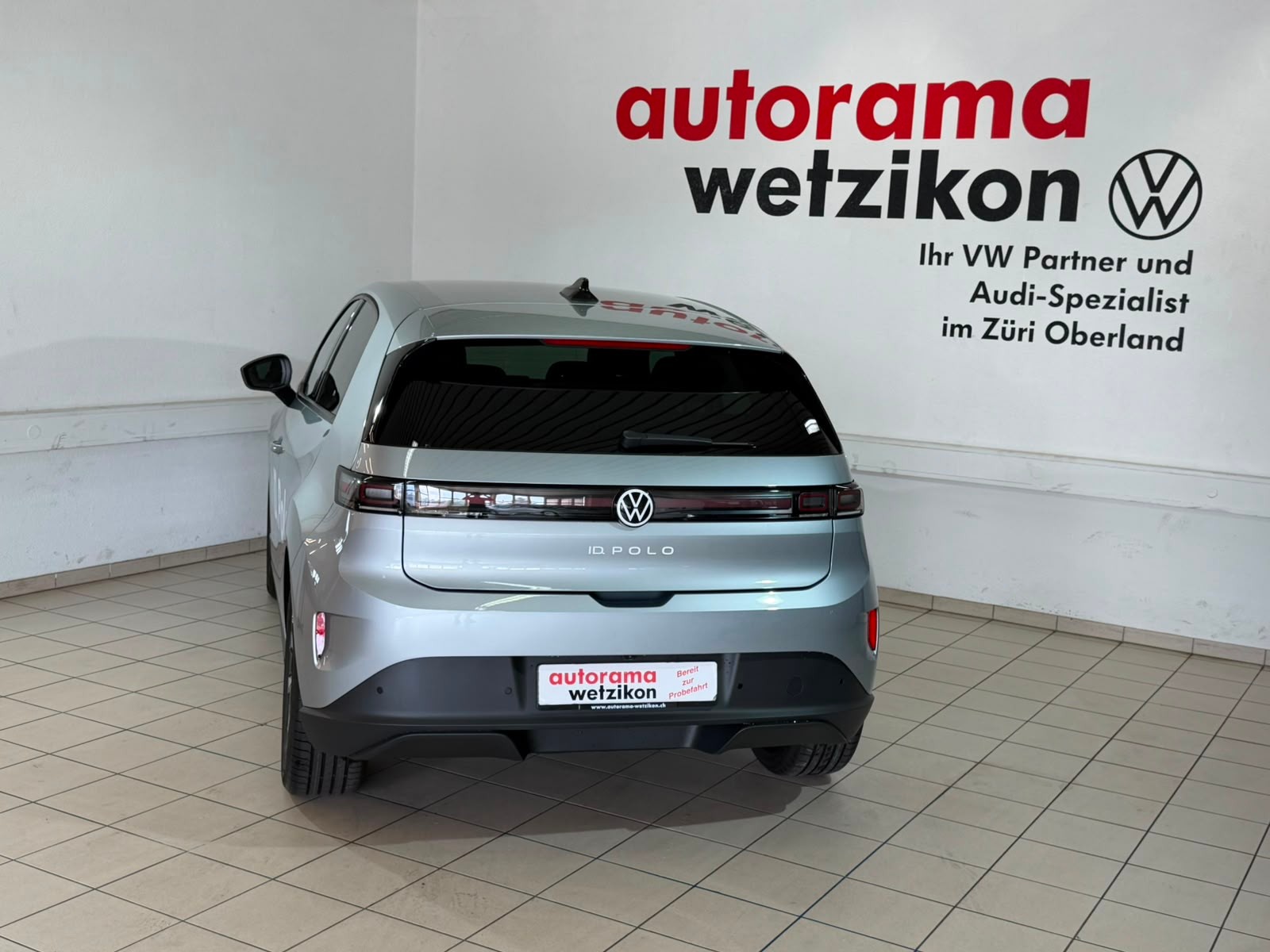 VW ID.Polo 52 kWh Life Edition One-image-3