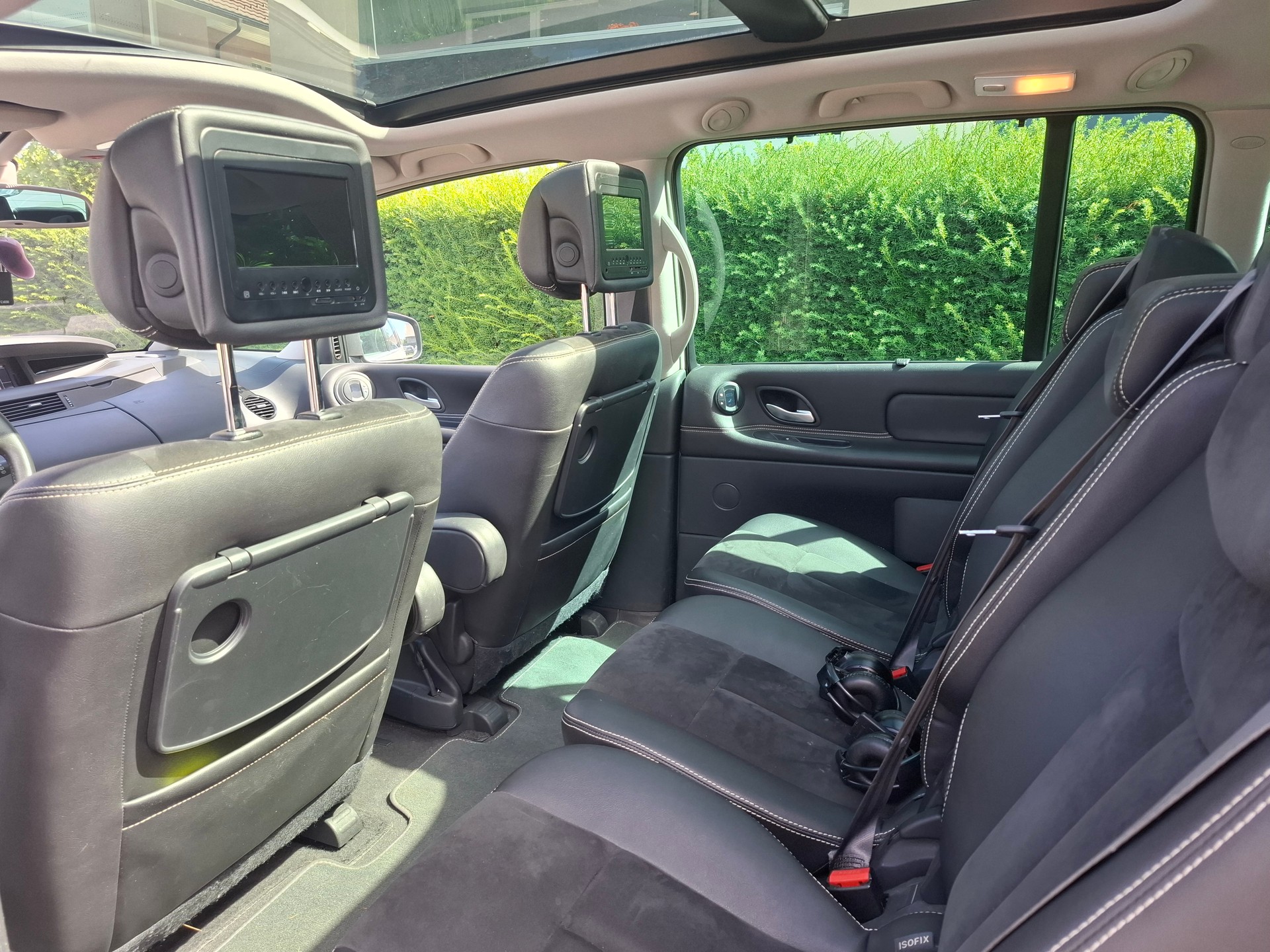RENAULT Grand Espace 2.0 dCi Dynamique Automatic-image-9