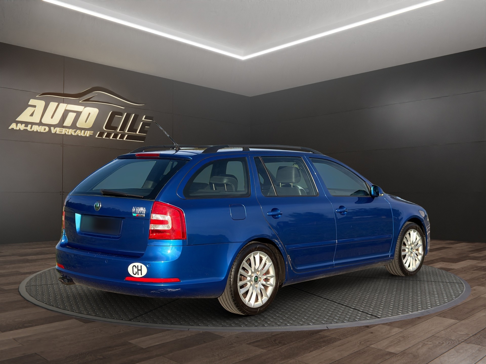 SKODA Octavia 2.0 TFSI RS-image-7