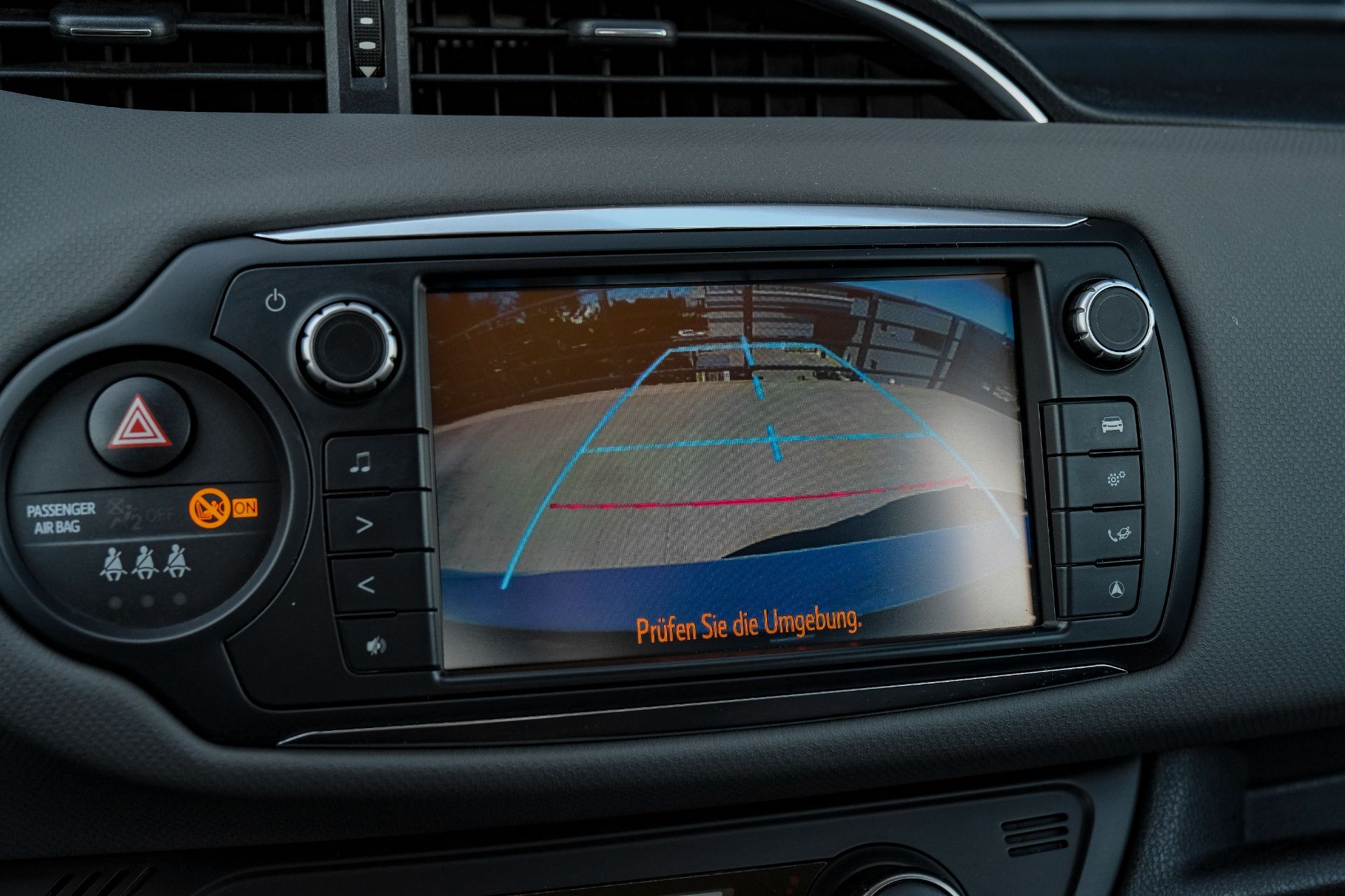 TOYOTA Yaris 1.5 VVT-i Hybrid Luna e-CVT-image-14