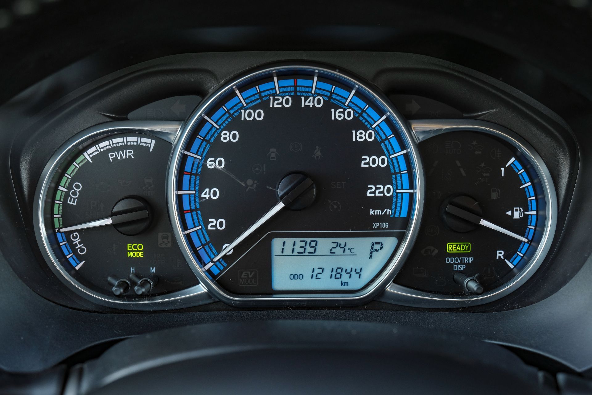 TOYOTA Yaris 1.5 VVT-i Hybrid Luna e-CVT-image-12