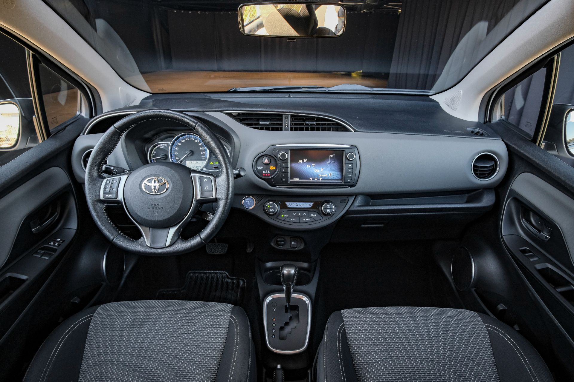TOYOTA Yaris 1.5 VVT-i Hybrid Luna e-CVT-image-20