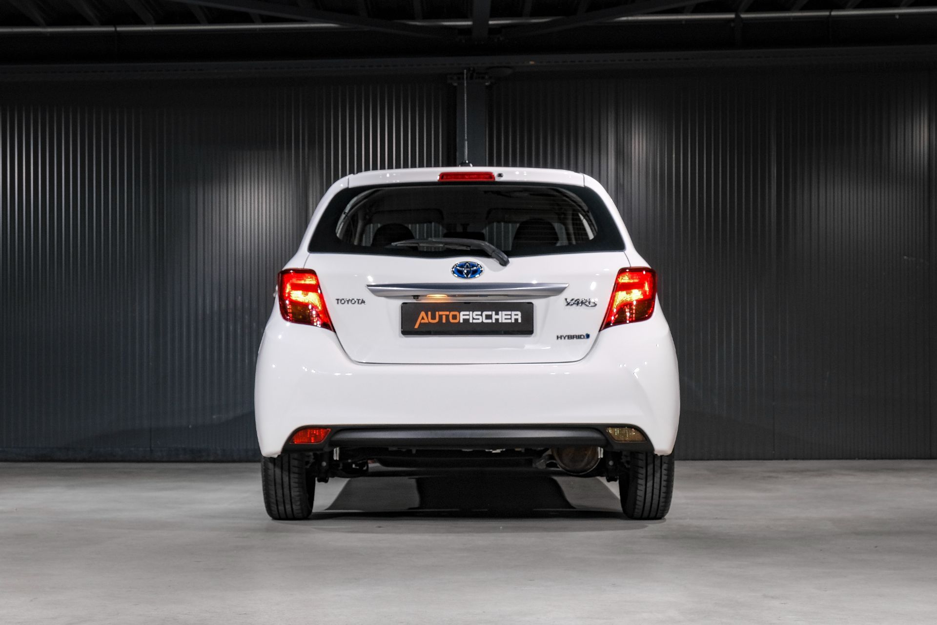 TOYOTA Yaris 1.5 VVT-i Hybrid Luna e-CVT-image-5