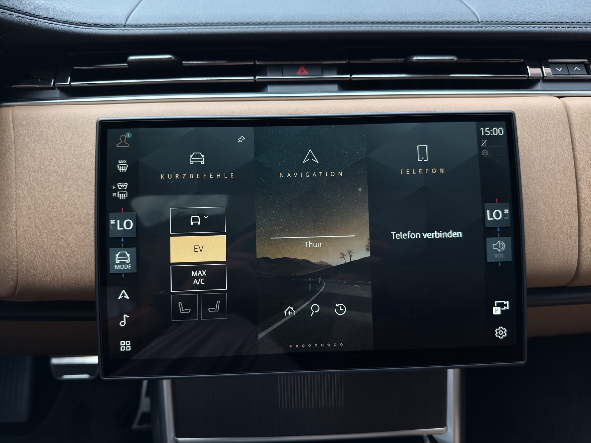LAND ROVER Range Rover 3.0 I6 P550e Autobiography-image-13