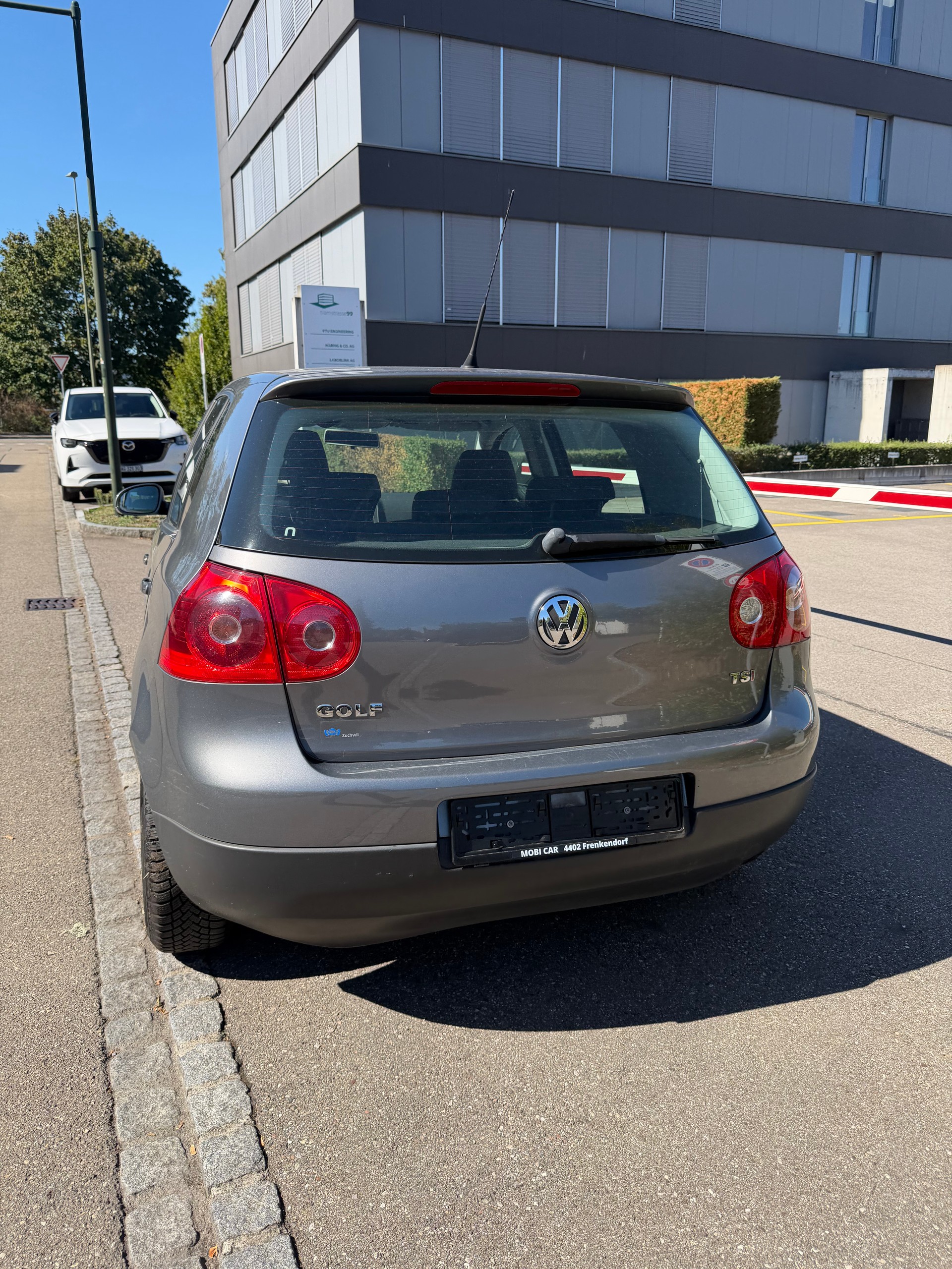 VW Golf 1.4 TSI Comfortline DSG-image-4