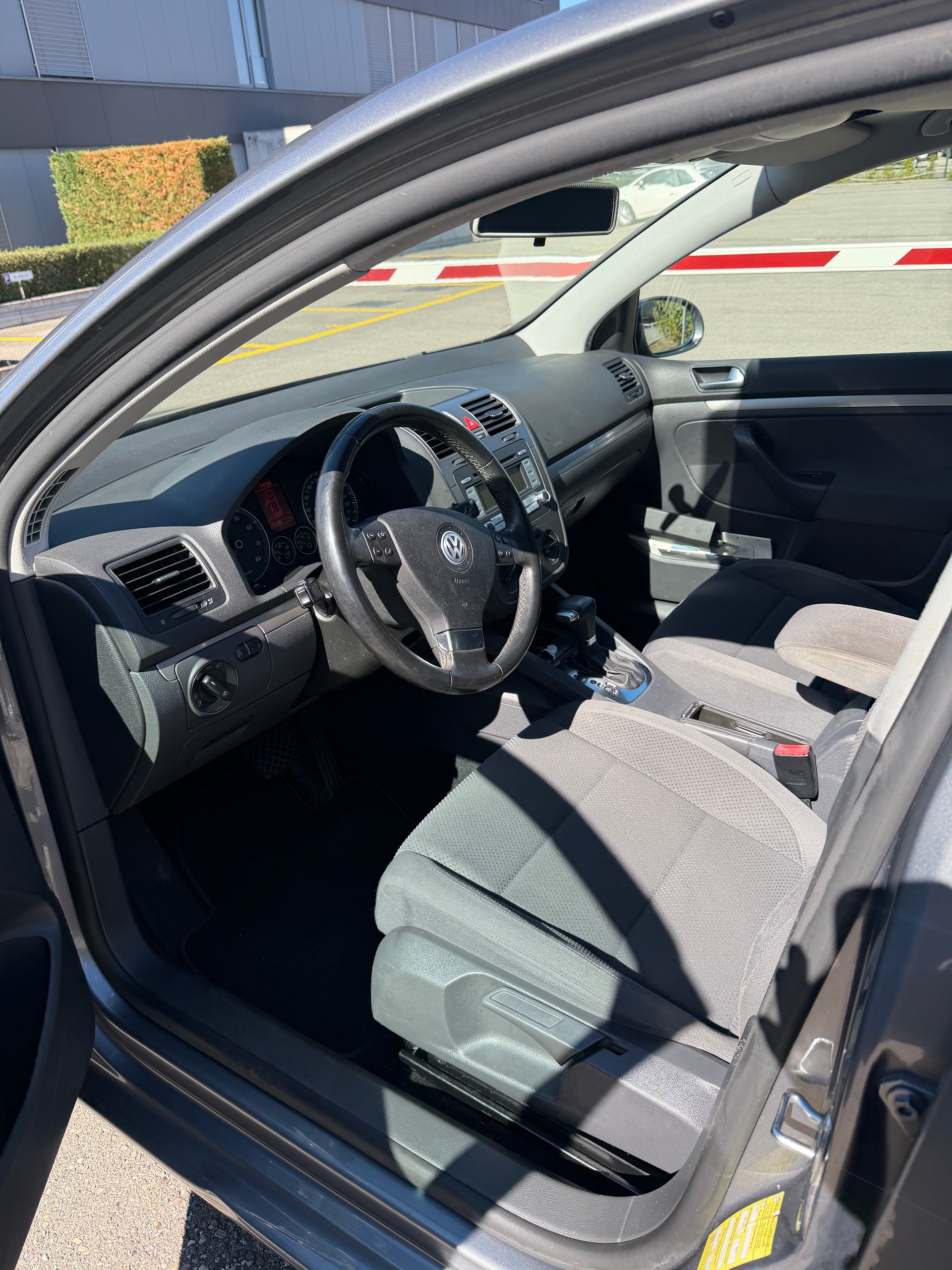 VW Golf 1.4 TSI Comfortline DSG-image-7