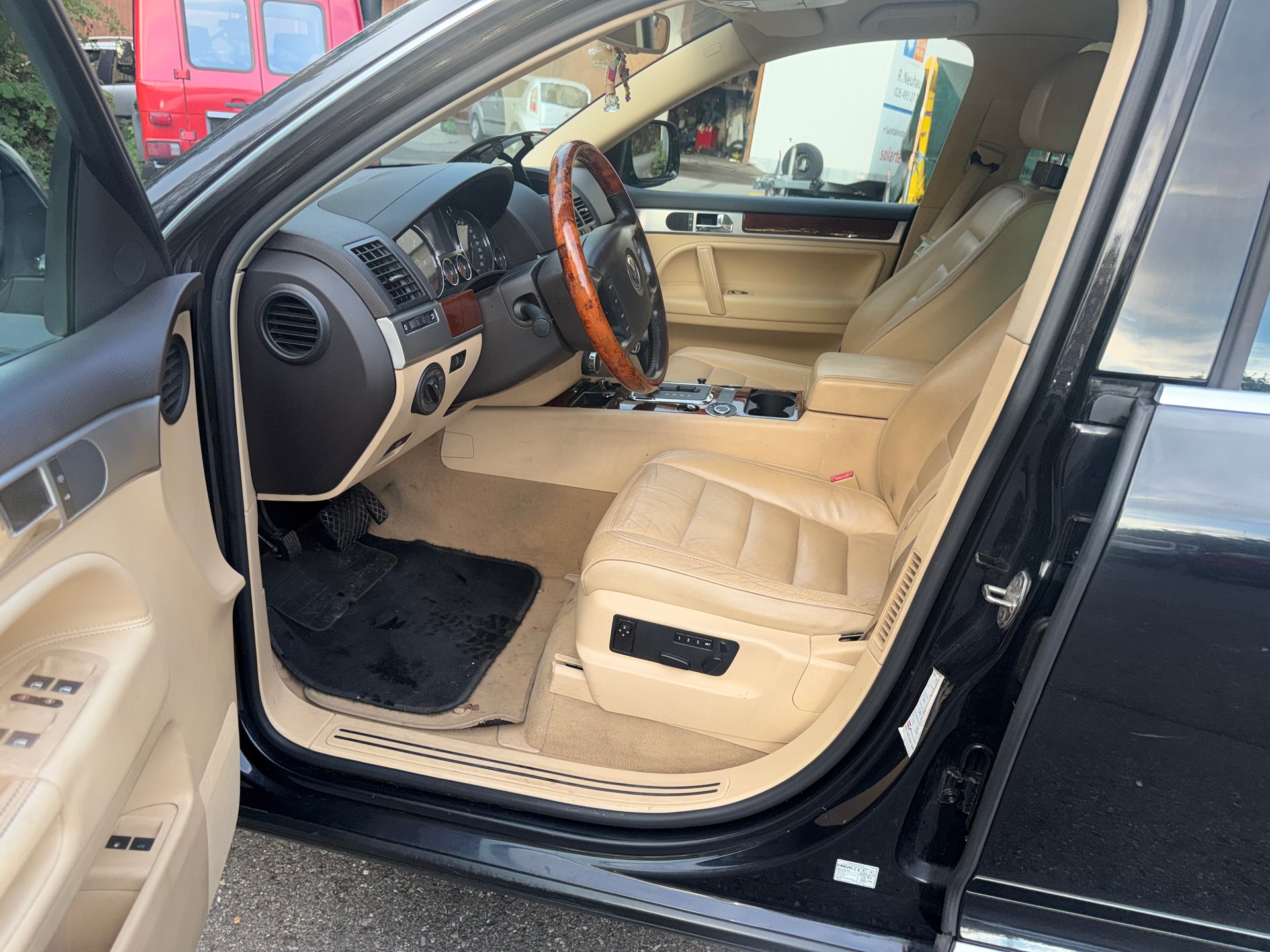 VW Touareg 3.0 TDI-image-6