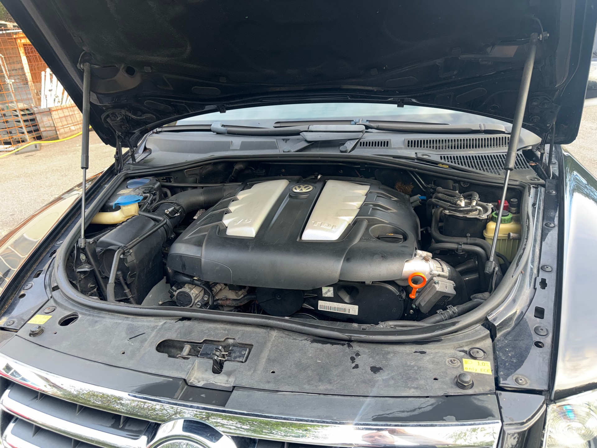 VW Touareg 3.0 TDI-image-8