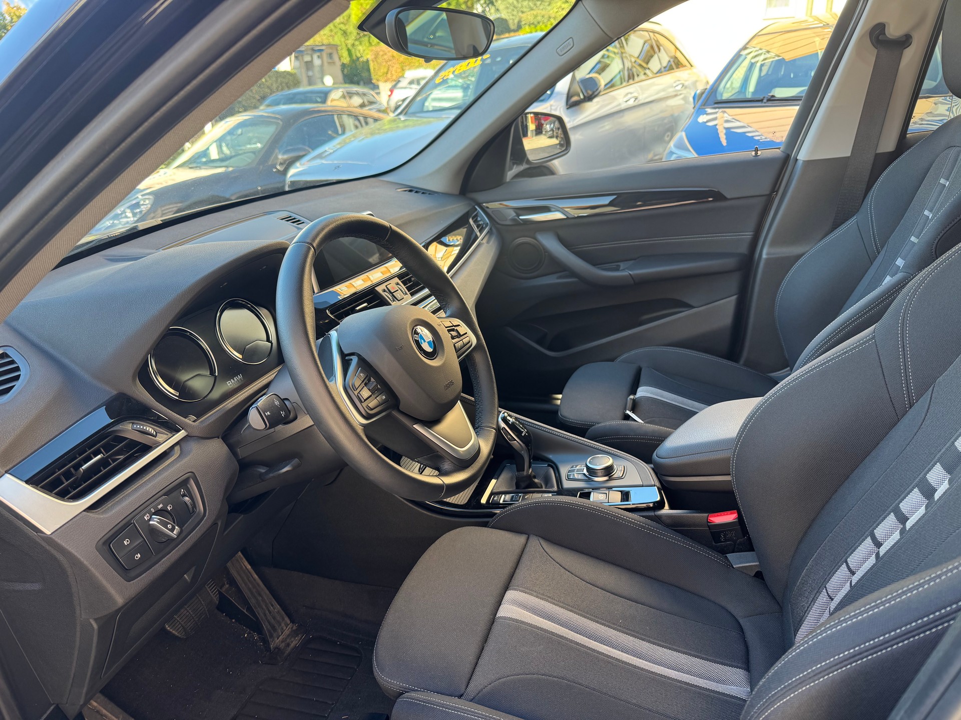 BMW X1 xDrive 18d xLine Steptronic-image-6