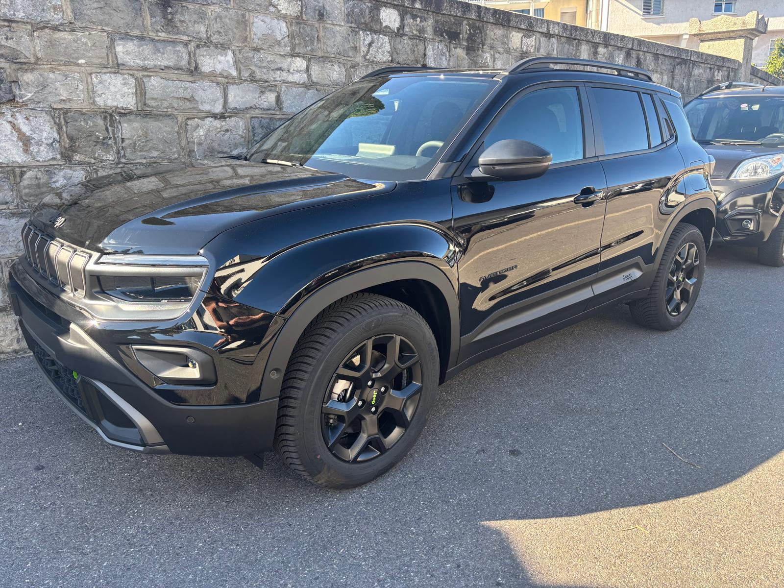 JEEP Avenger 1.2 Turbo MHEV Overland 4xe-image-1