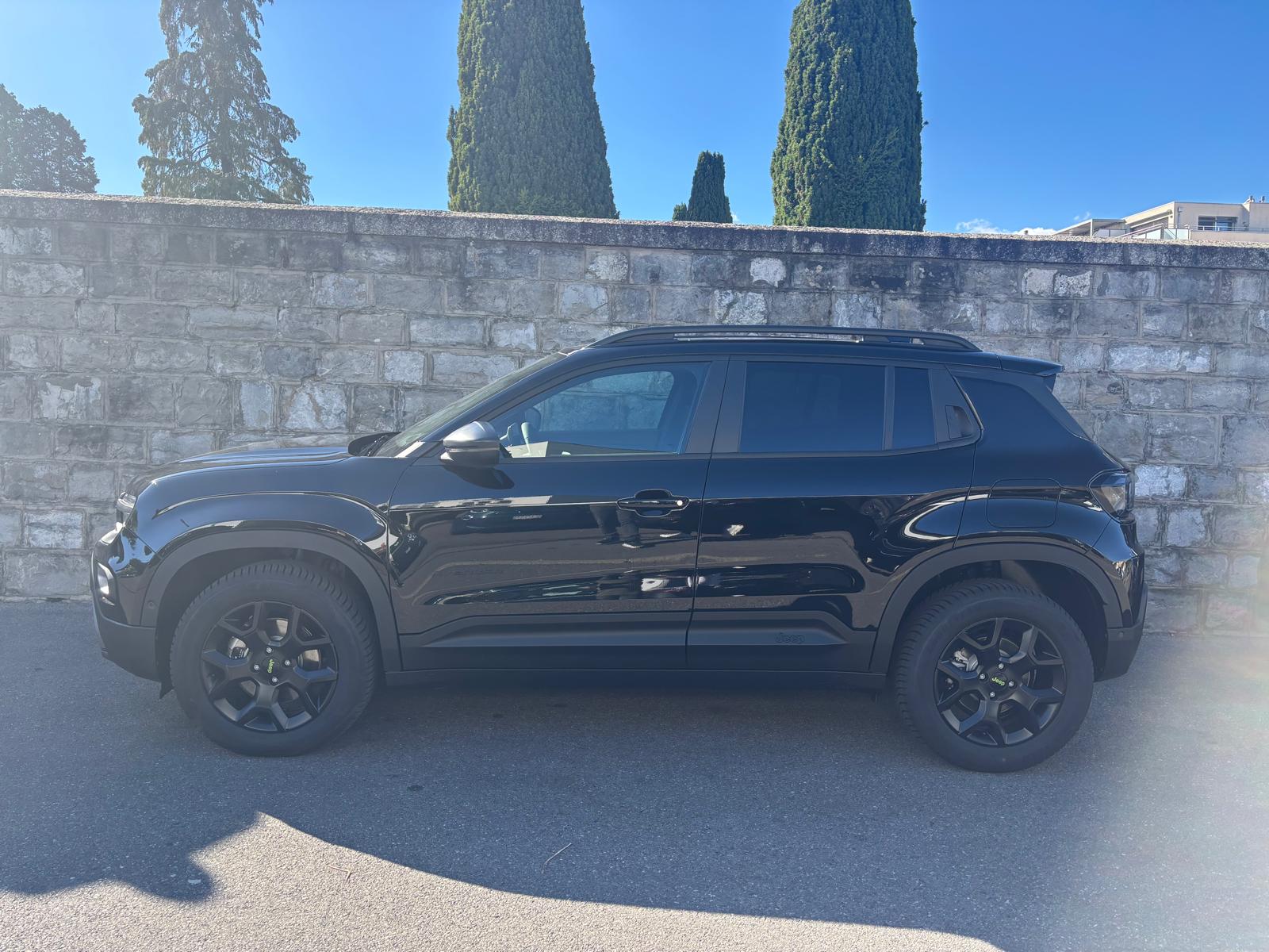 JEEP Avenger 1.2 Turbo MHEV Overland 4xe-image-0