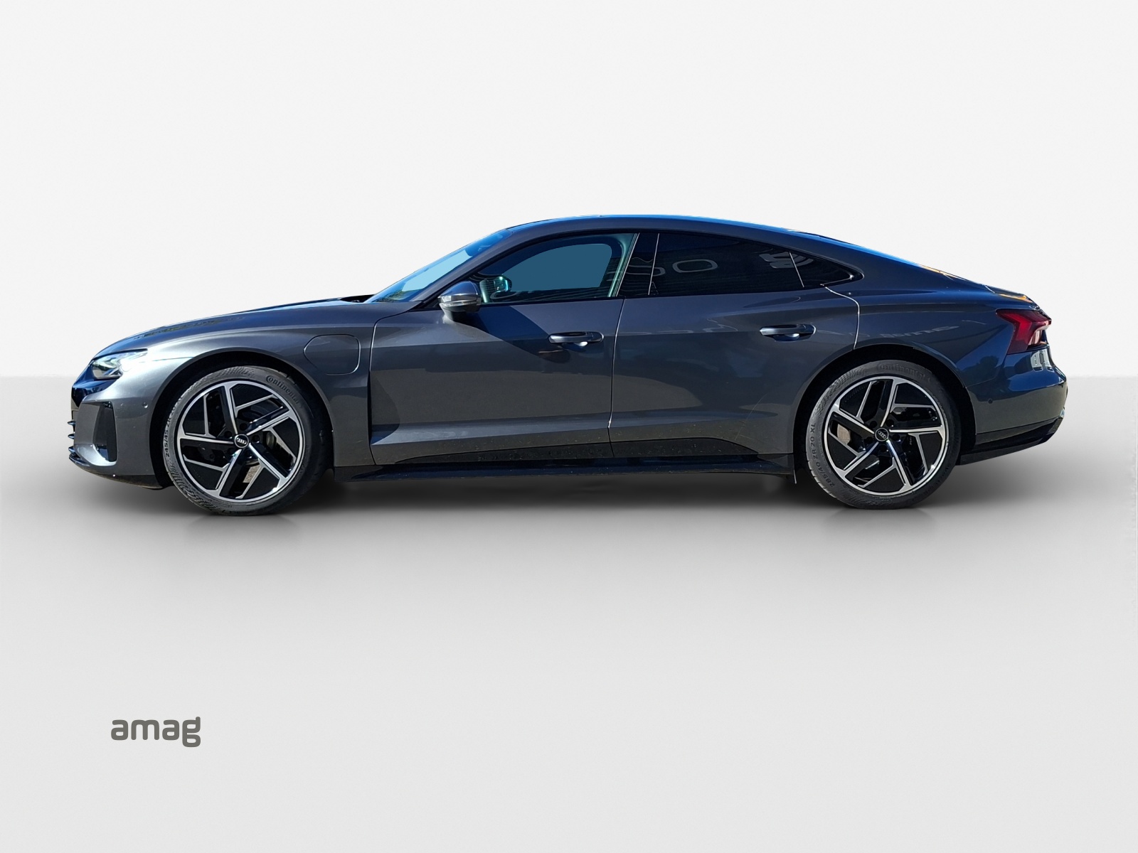 AUDI e-tron GT quattro-image-1