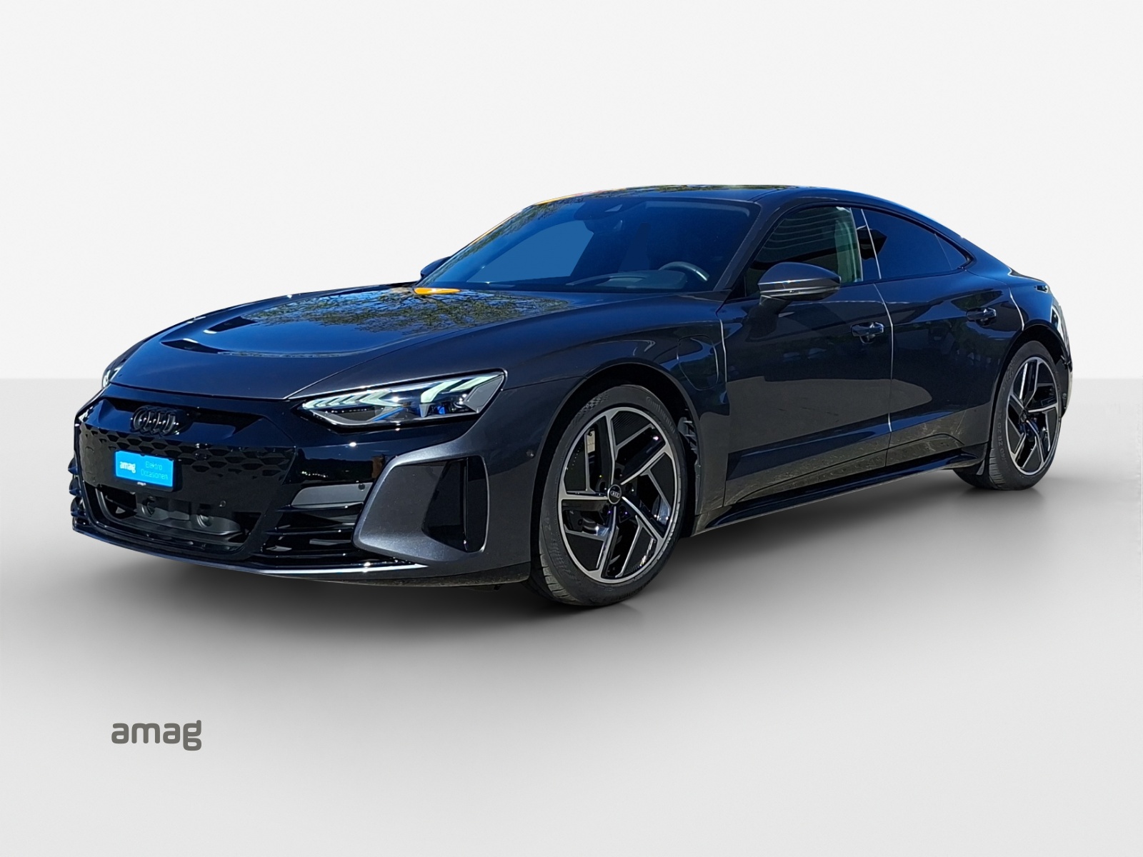 AUDI e-tron GT quattro-image-0