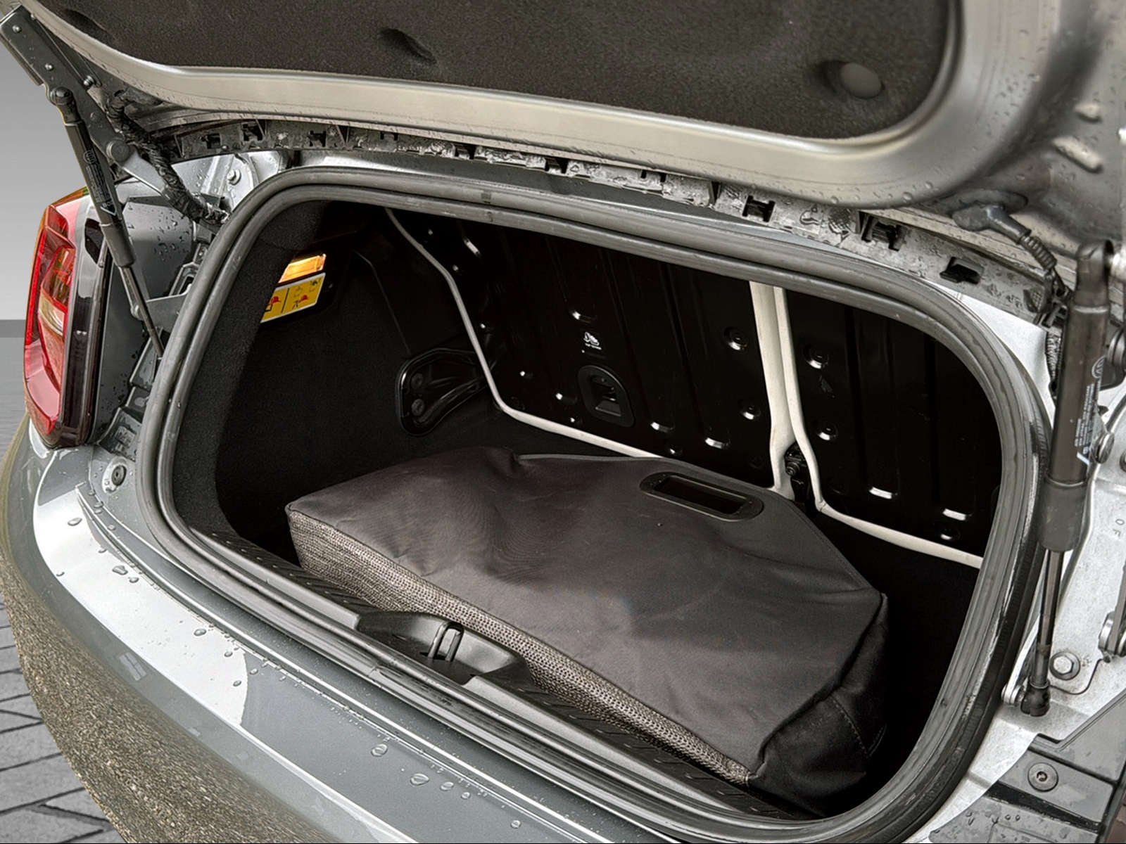 FIAT 500 Cabrio La Prima-image-23