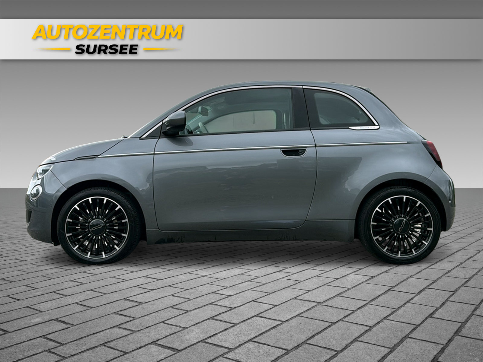 FIAT 500 Cabrio La Prima-image-2