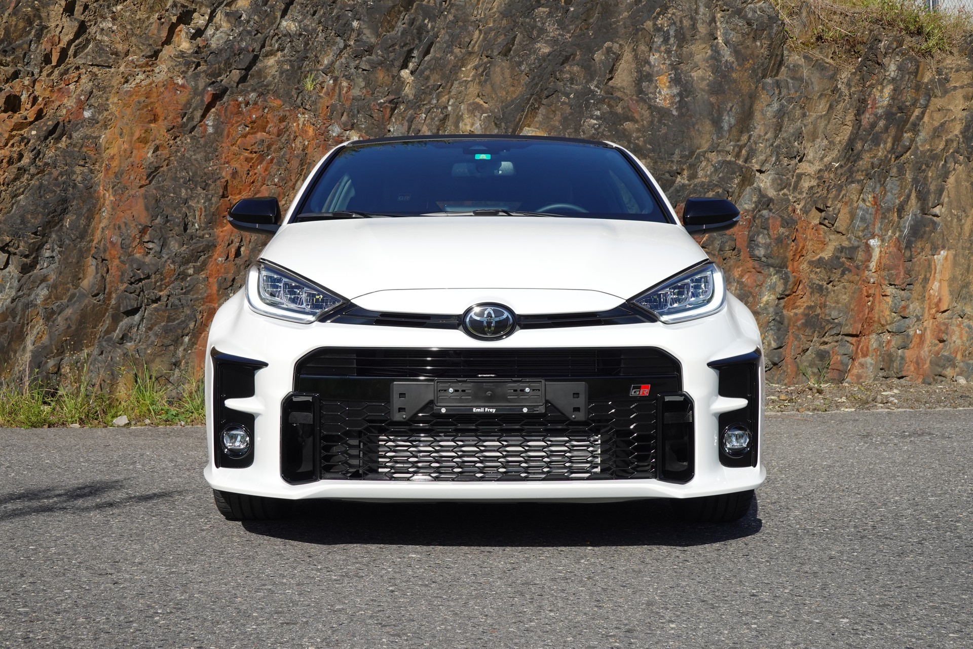 TOYOTA Yaris 1.6 GR Sport-image-0
