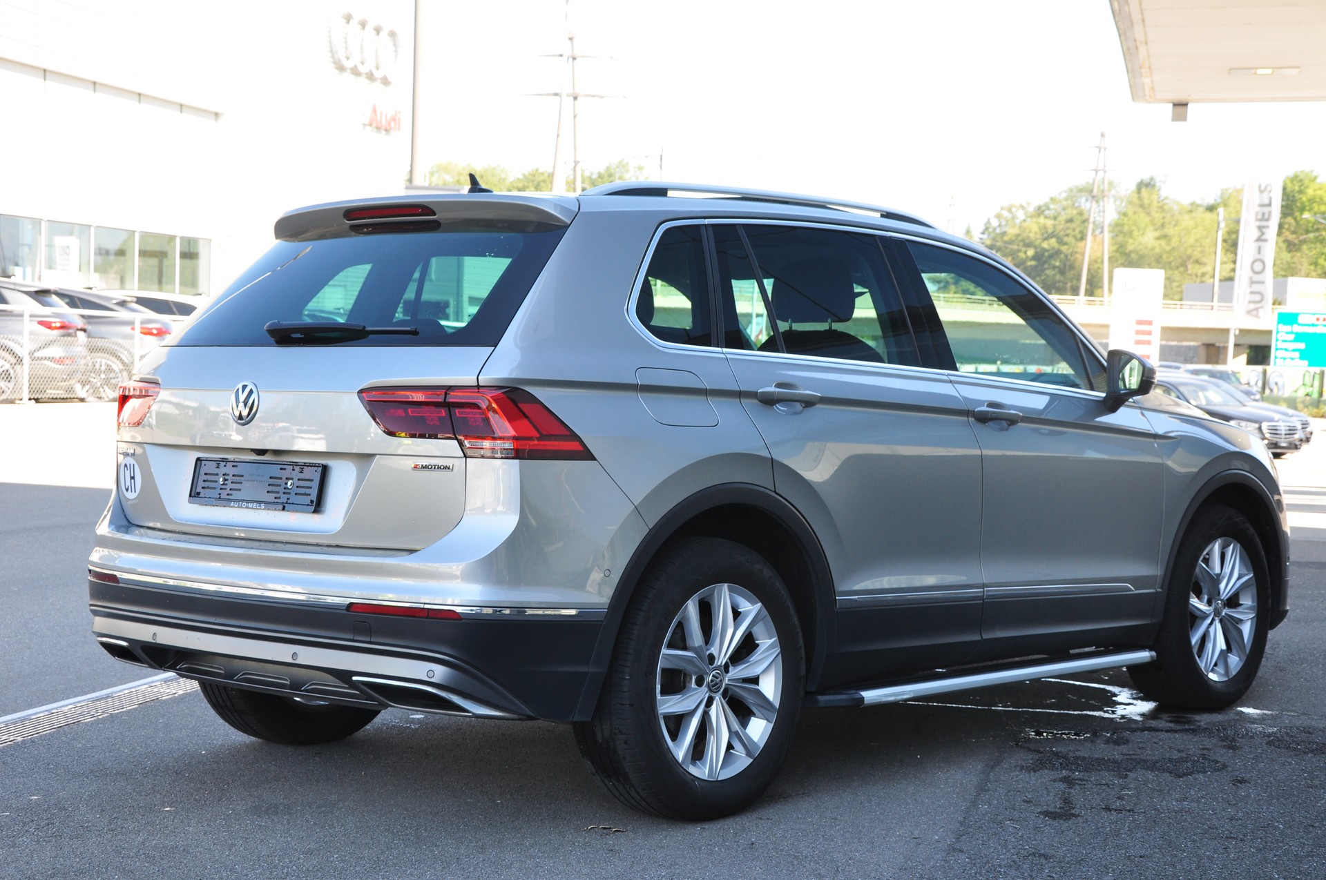 VW Tiguan 2.0 TDI SCR Highline 4Motion DSG-image-5