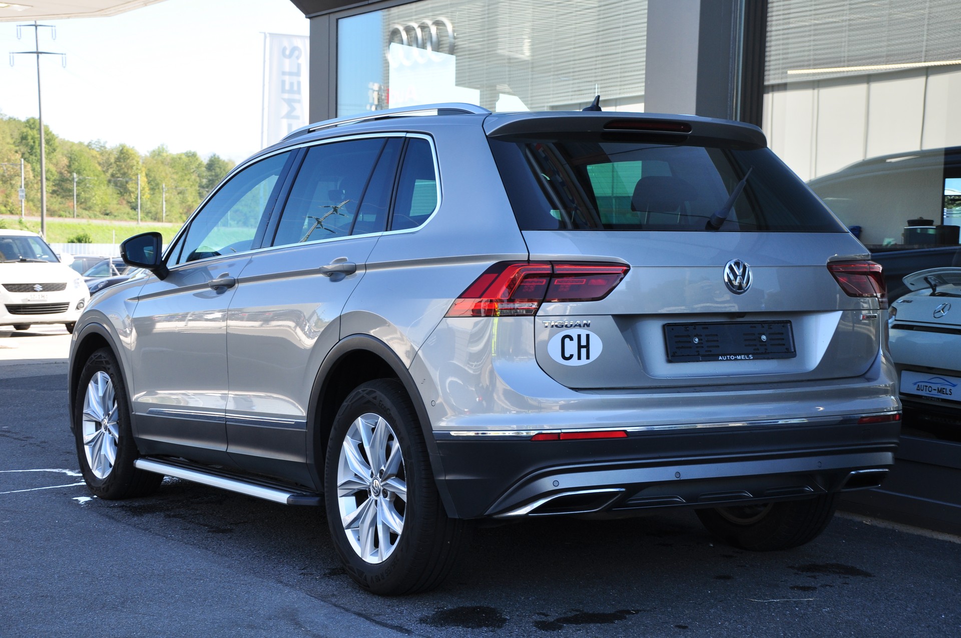 VW Tiguan 2.0 TDI SCR Highline 4Motion DSG-image-4