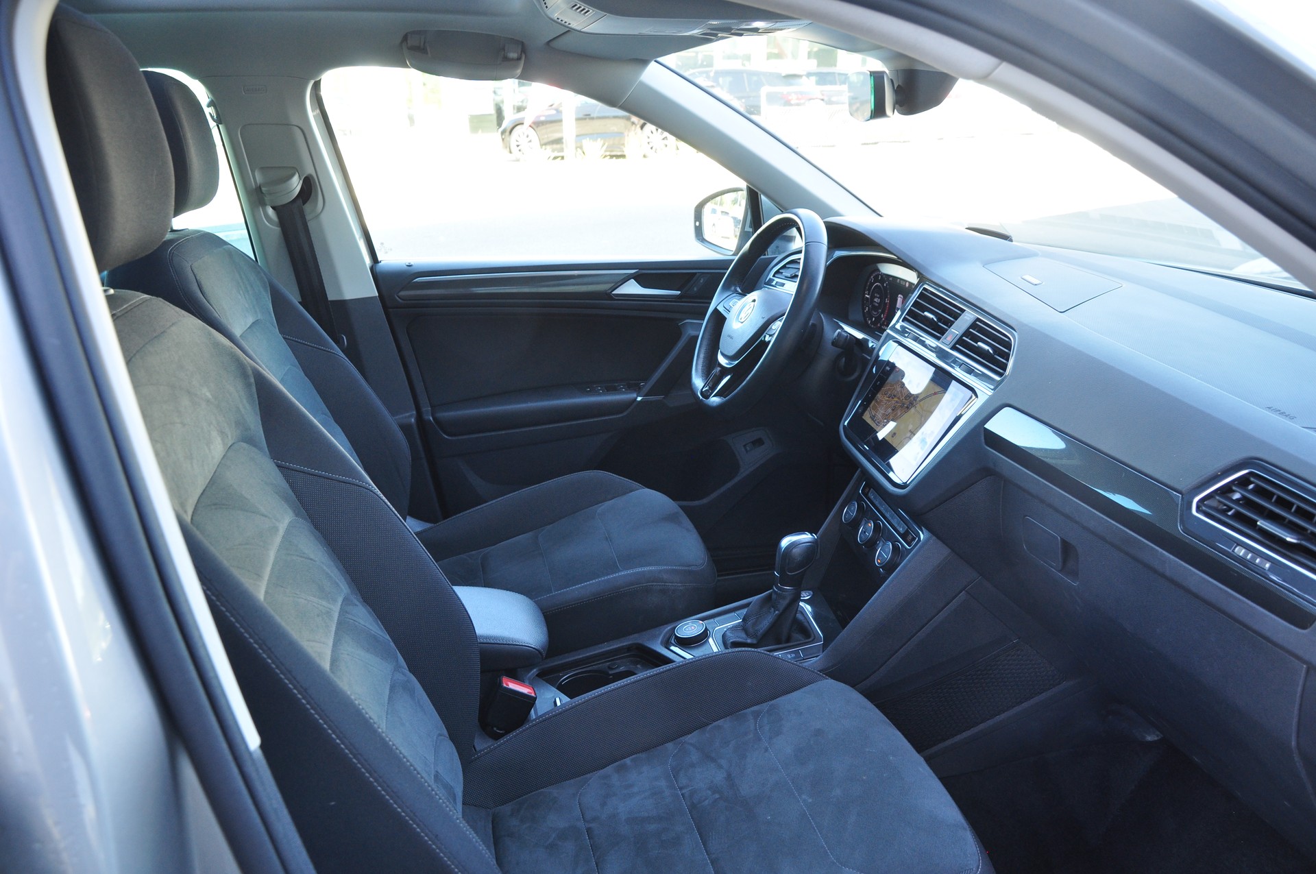 VW Tiguan 2.0 TDI SCR Highline 4Motion DSG-image-10