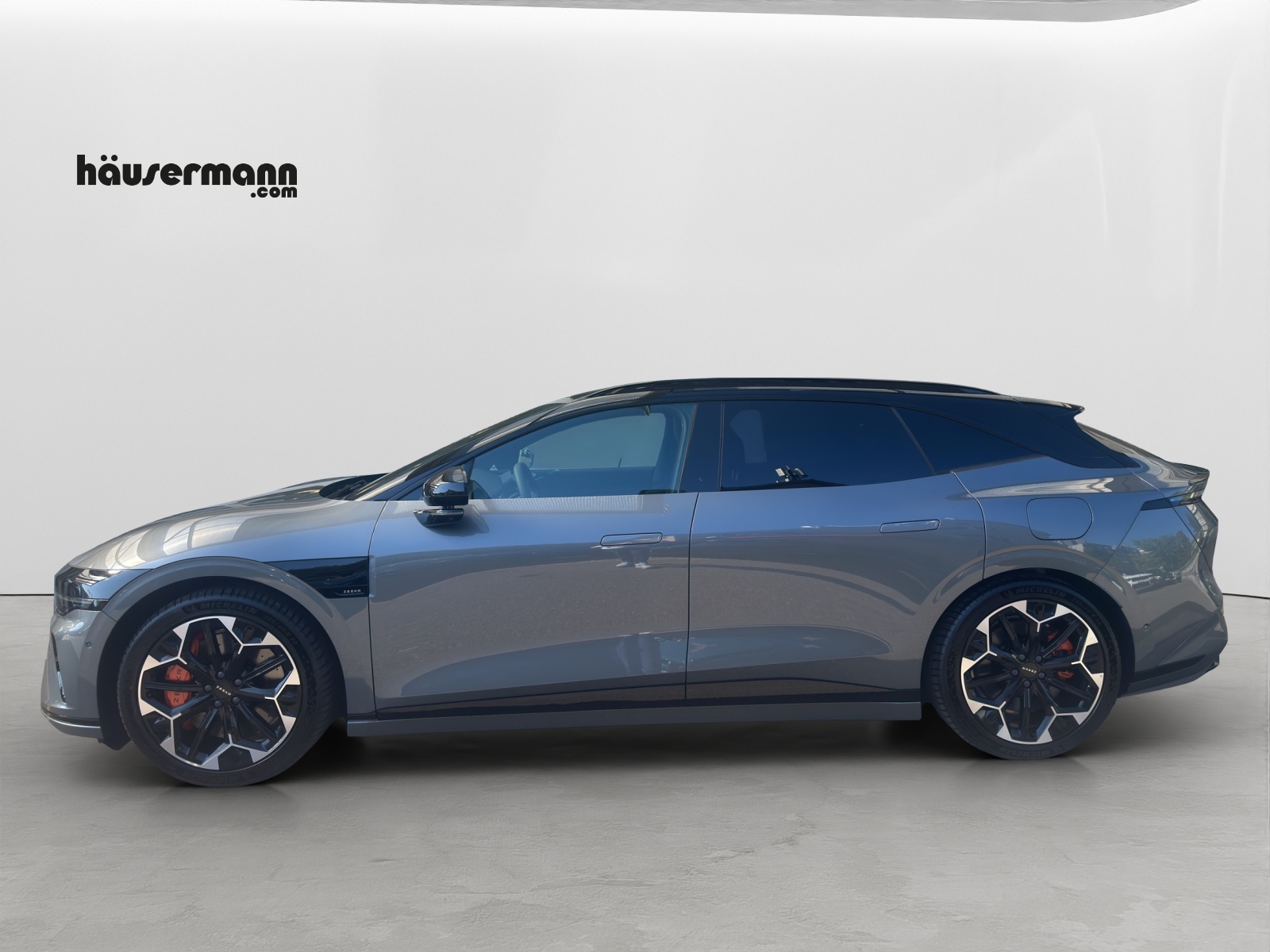 ZEEKR 7GT Privilege Launch Edition AWD-showroom-element-1
