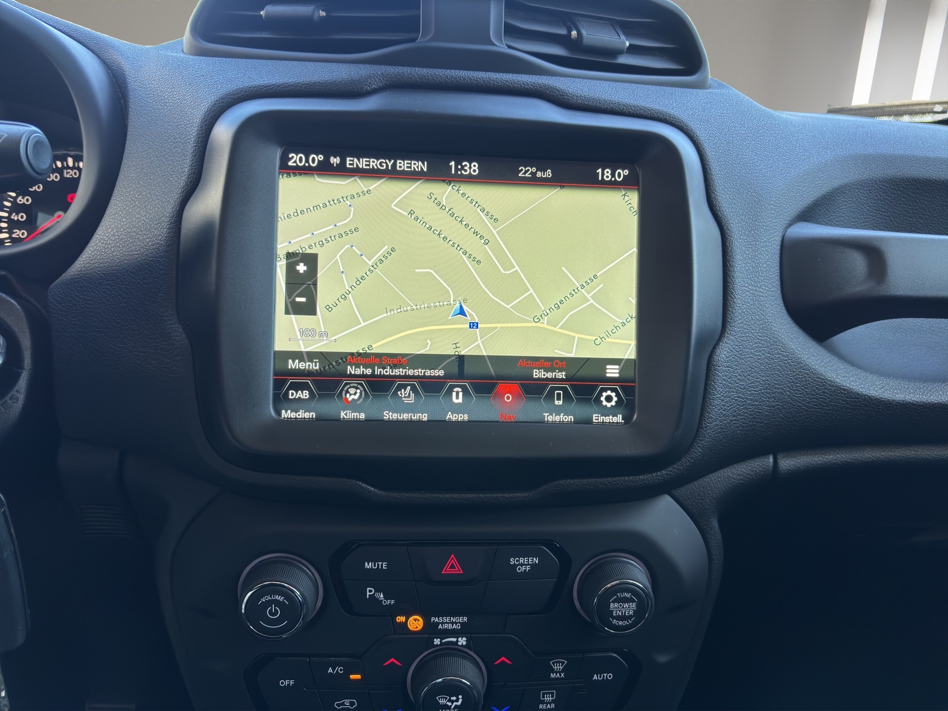 JEEP Renegade 1.4 Turbo Longitude Night Eagle-image-15