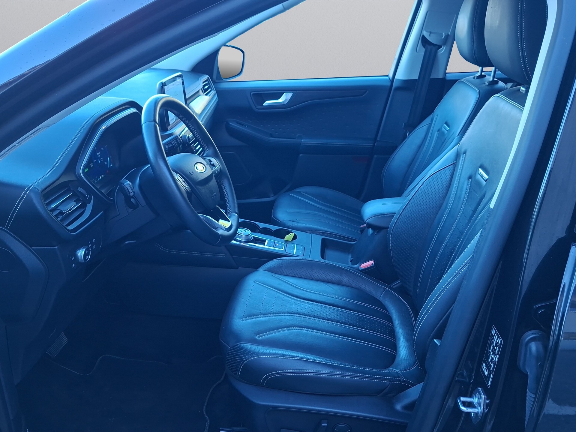 FORD Kuga 2.5 PHEV ST-Line 2WD-image-8