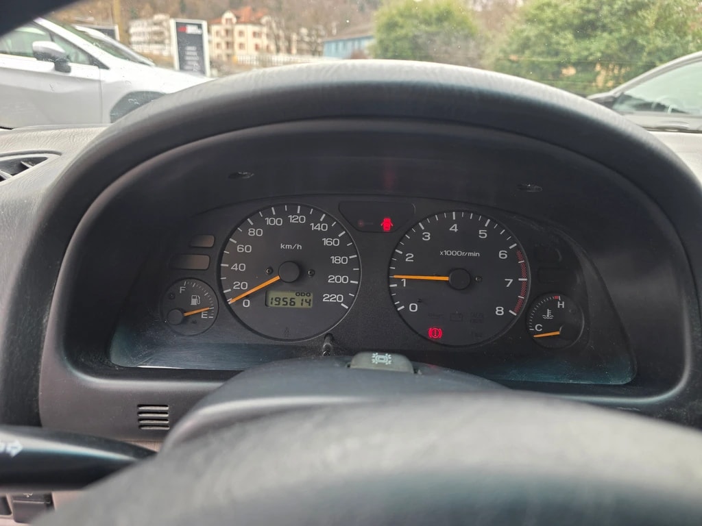 SUBARU Forester 2.0 A-image-9