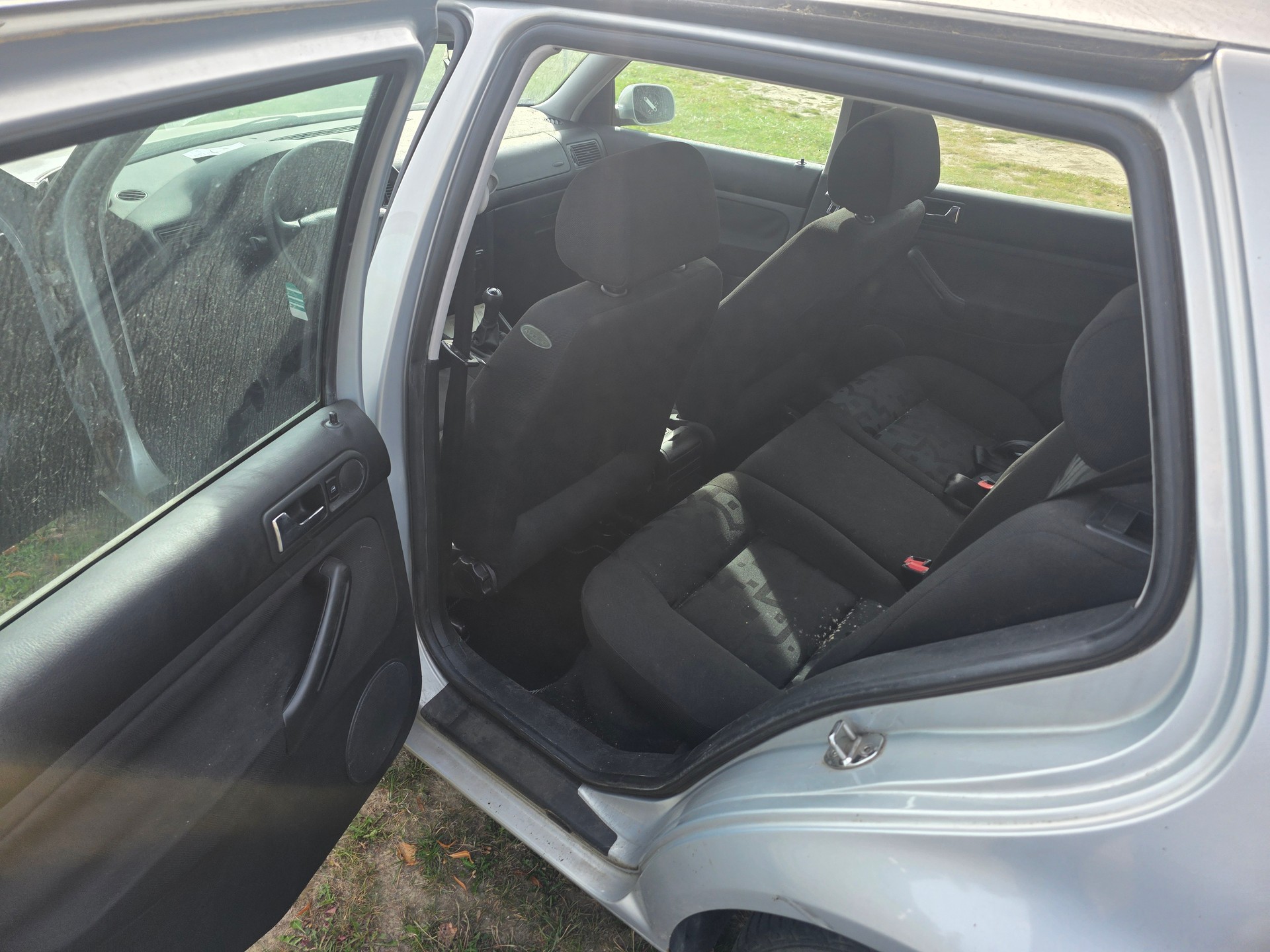 VW Golf 1.6 Comfortline-image-9