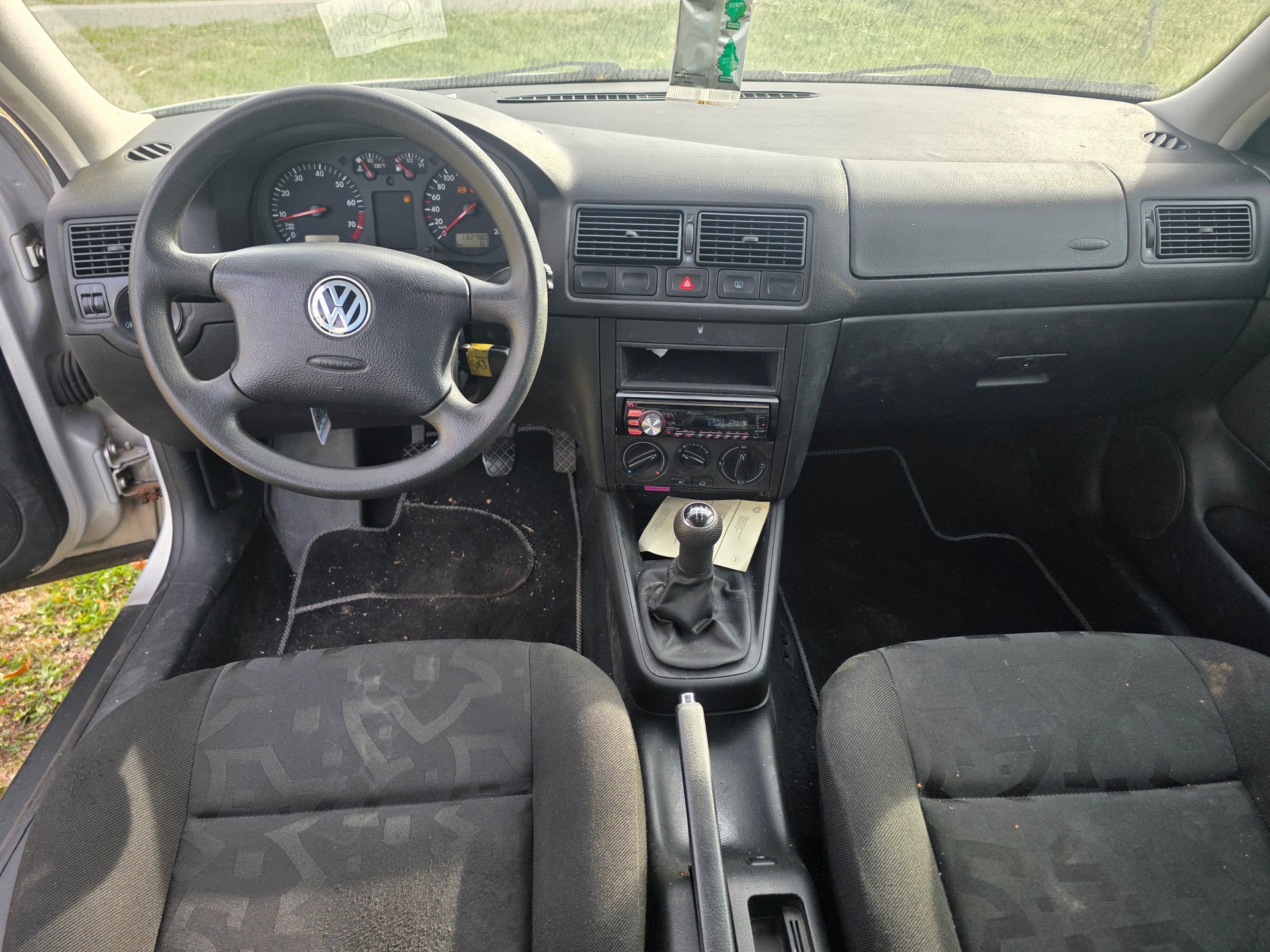 VW Golf 1.6 Comfortline-image-10