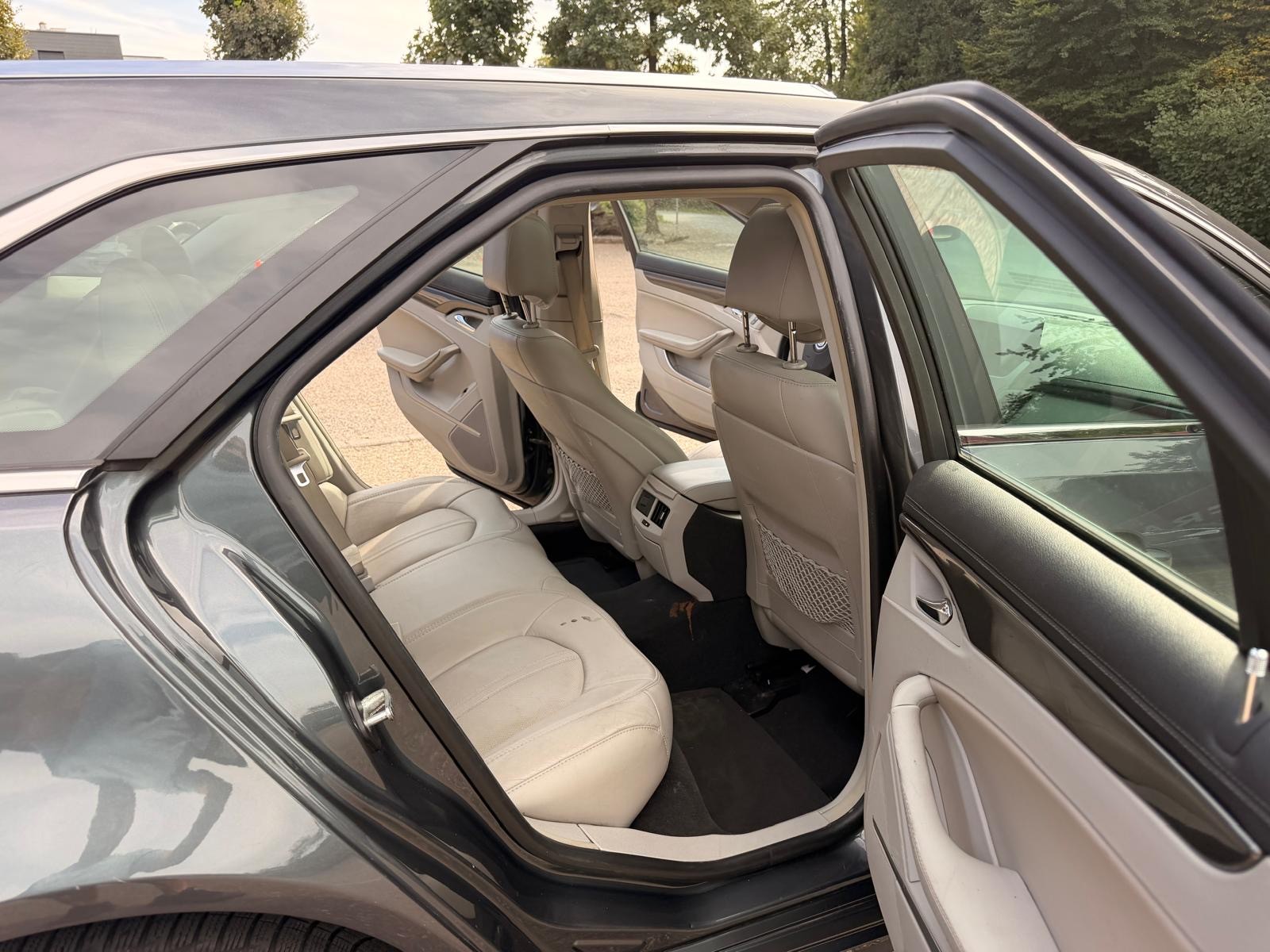 CADILLAC CTS Wagon 3.6 AWD Sport Luxury Automatic-image-12