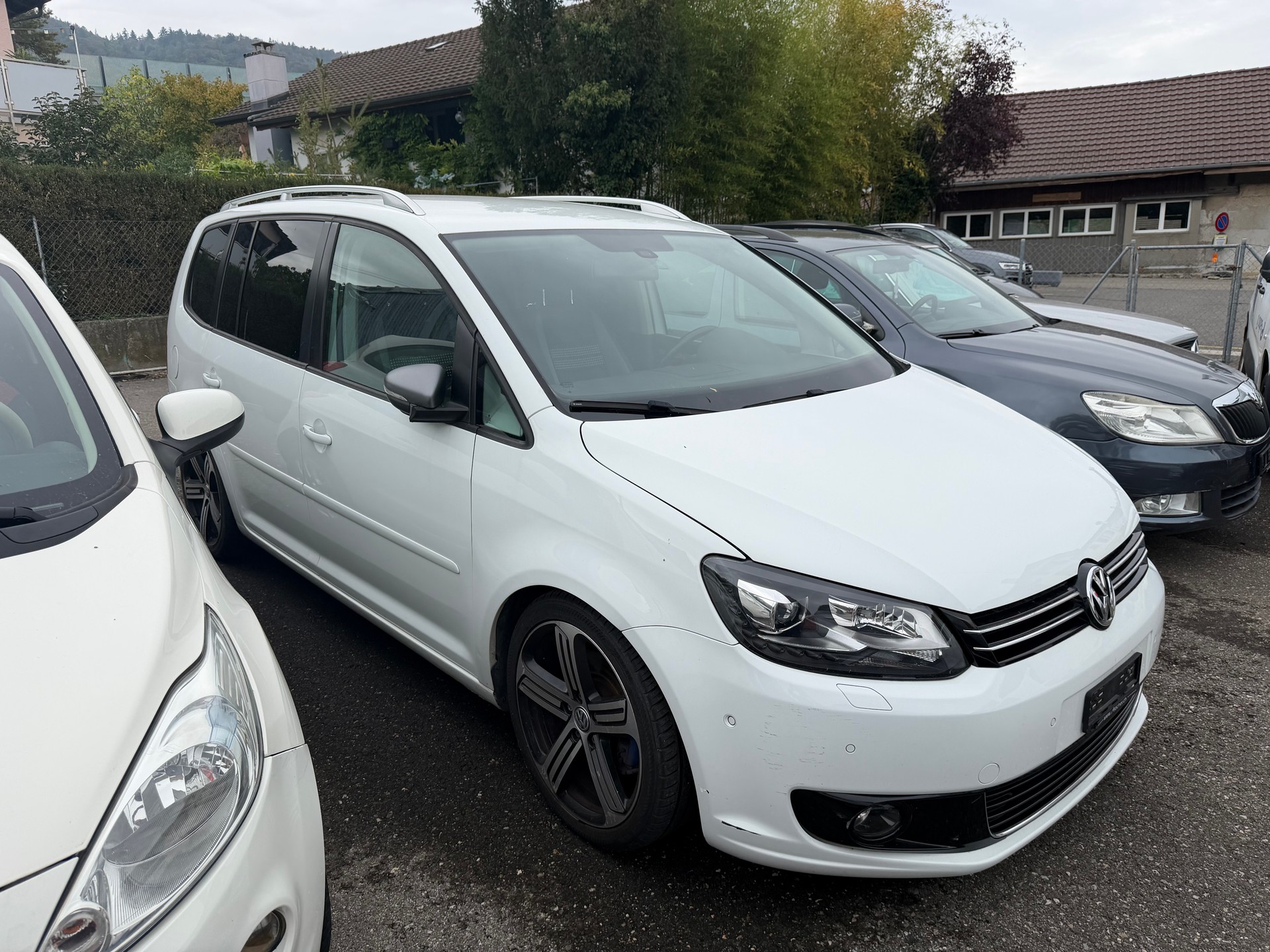 VW Touran 1.4 TSI Comfortline DSG-image-2